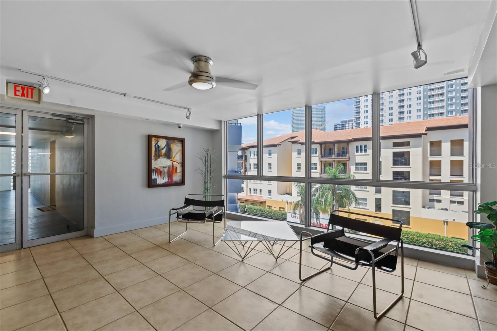 Image 19 of 26 For 470 3rd Street S 413