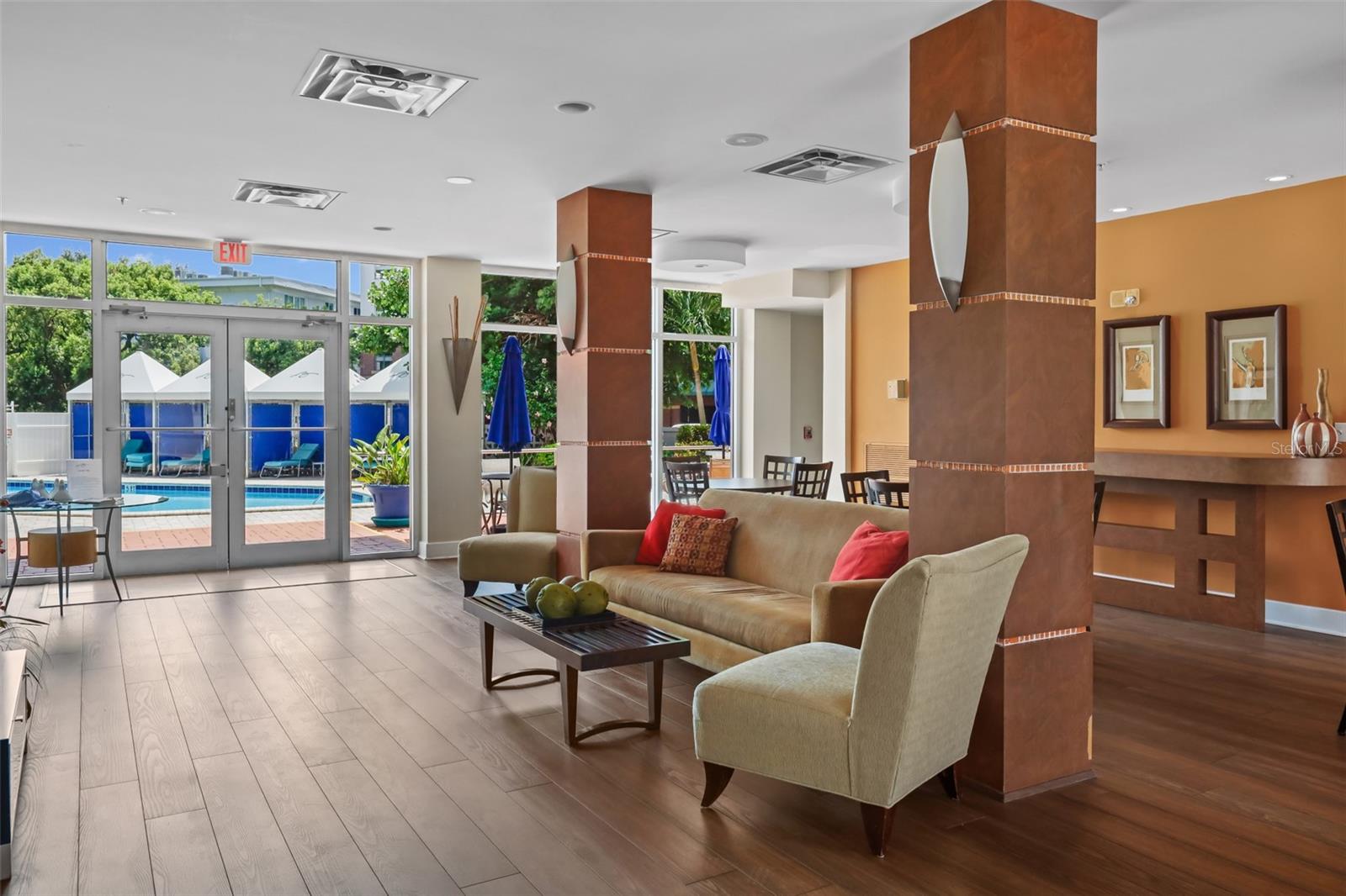 Image 20 of 26 For 470 3rd Street S 413