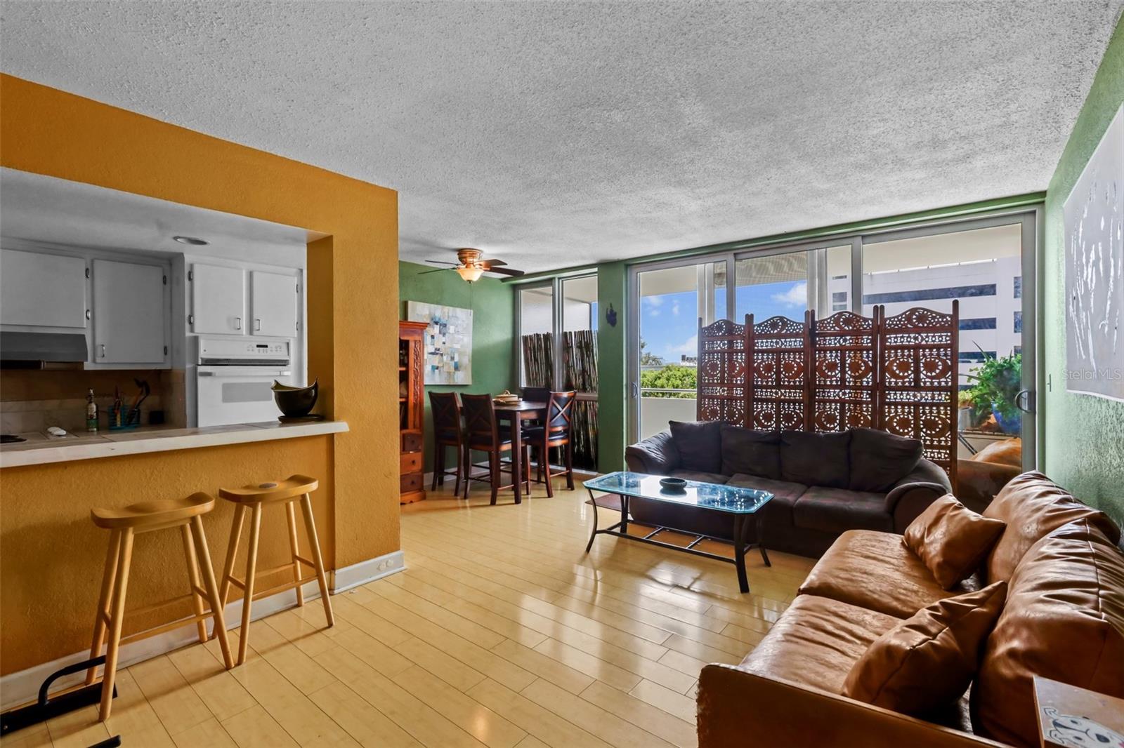 Image 3 of 26 For 470 3rd Street S 413