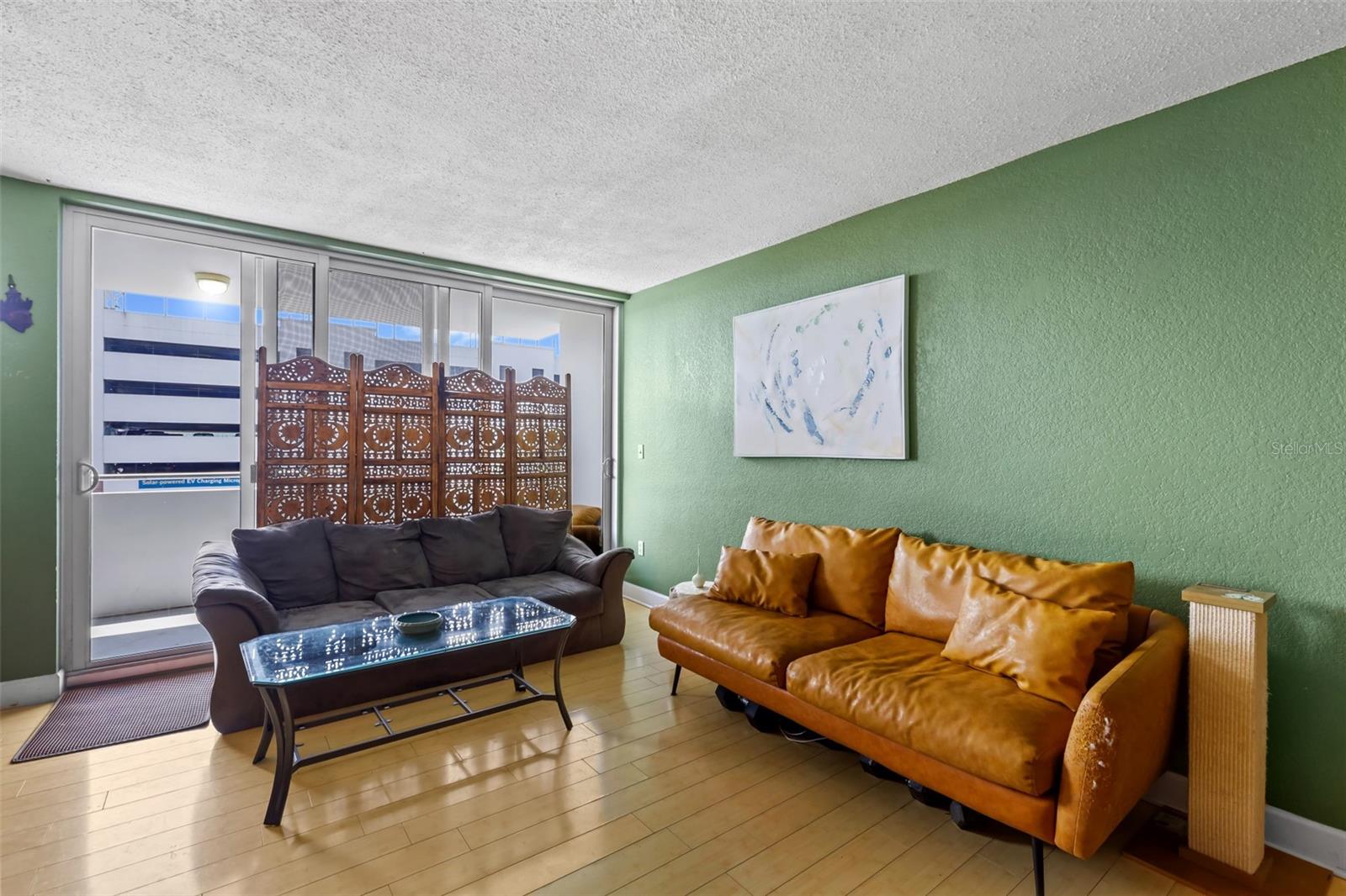 Image 4 of 26 For 470 3rd Street S 413