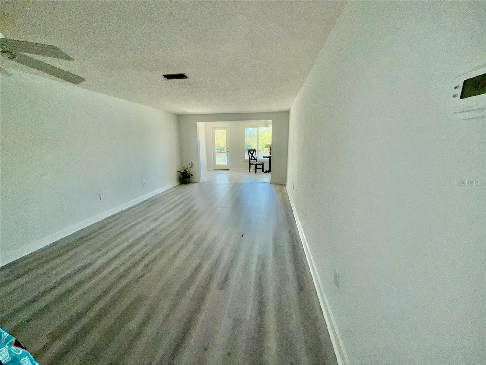 Image 6 of 12 For 4124 Hampton Drive