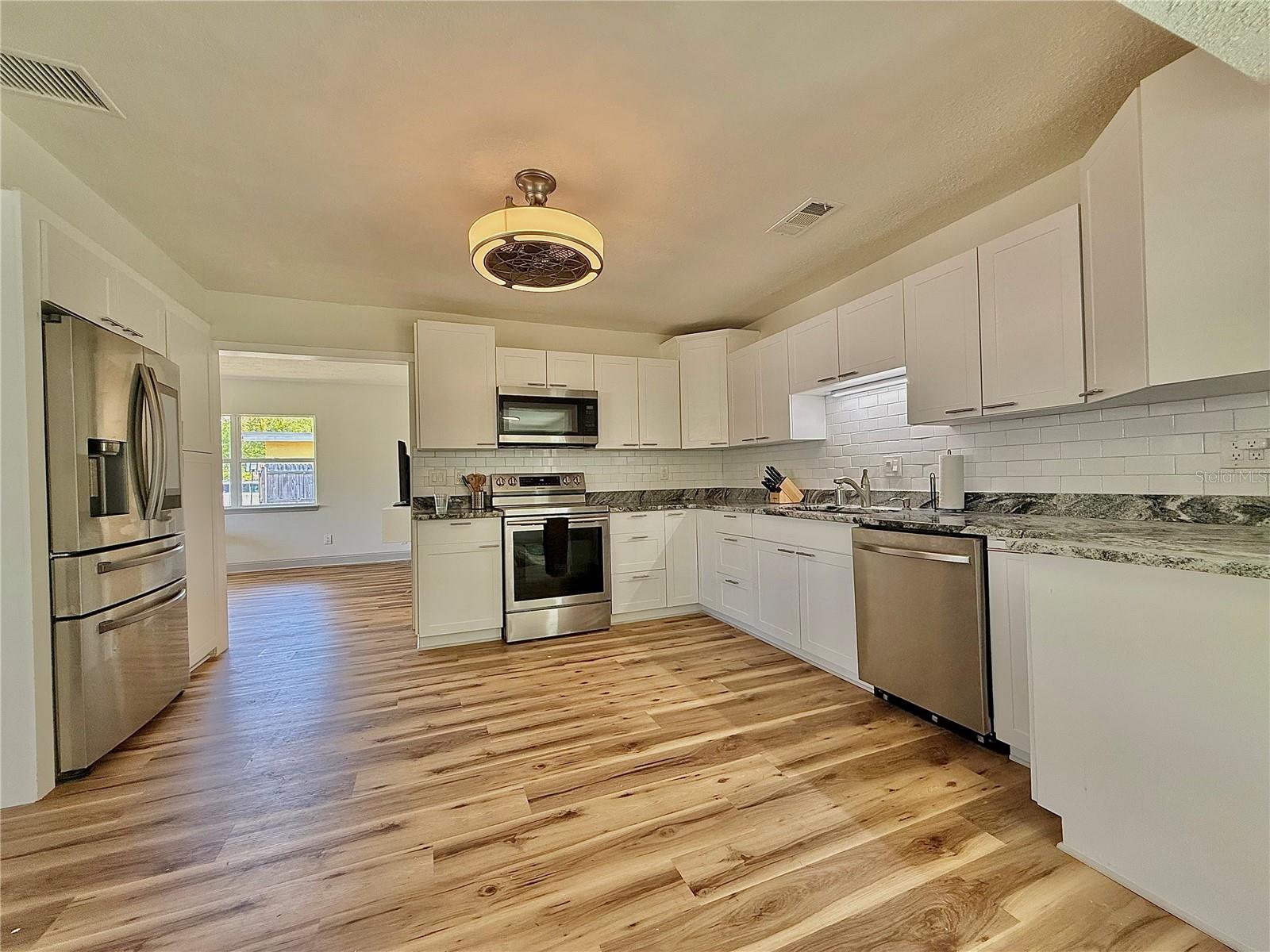 Image 5 of 24 For 7310 11th Avenue N