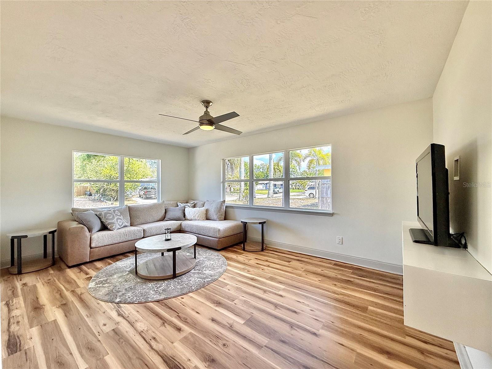 Image 8 of 24 For 7310 11th Avenue N