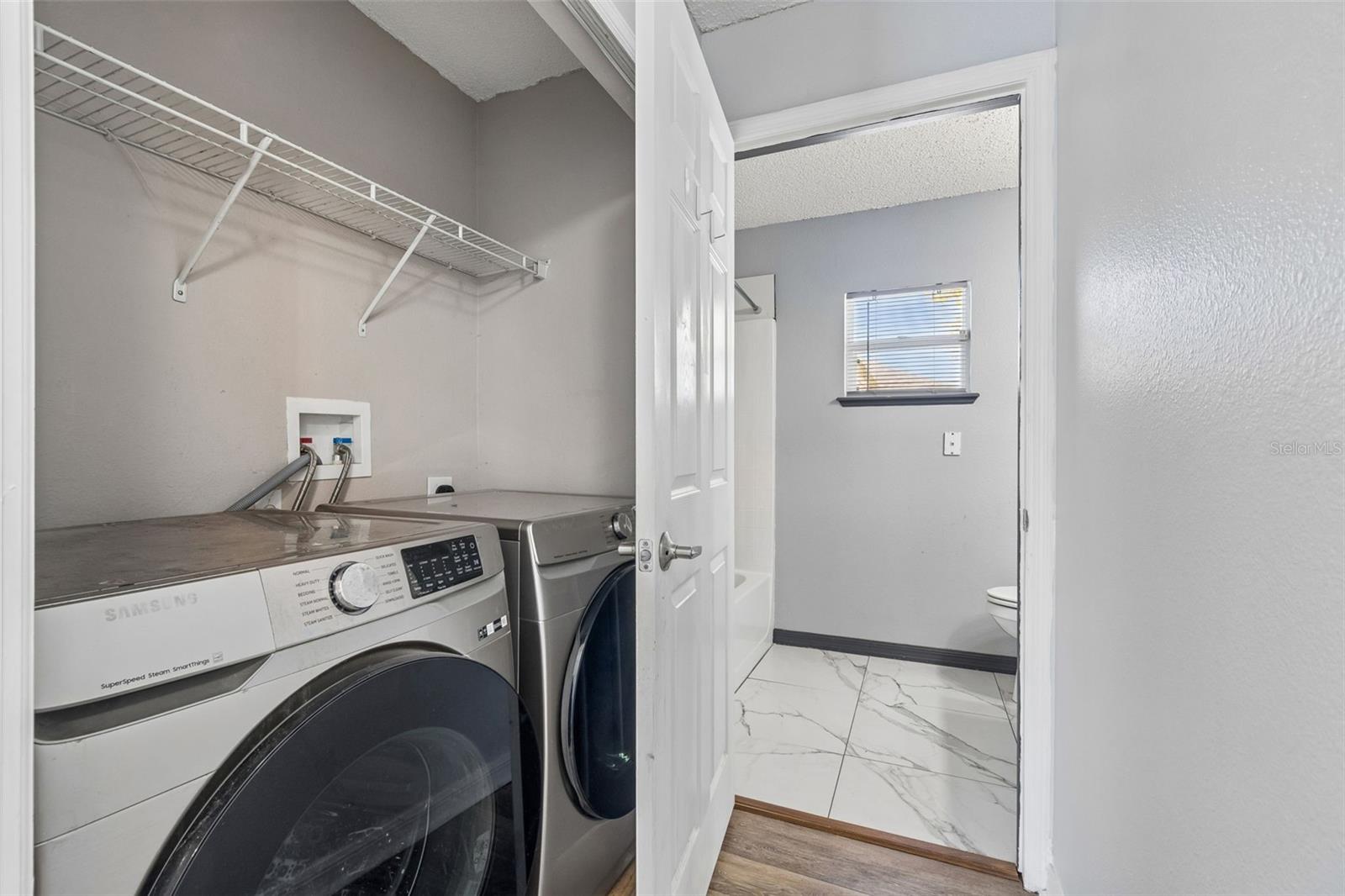 Listing photo id 35 for 11067 Monarch Street