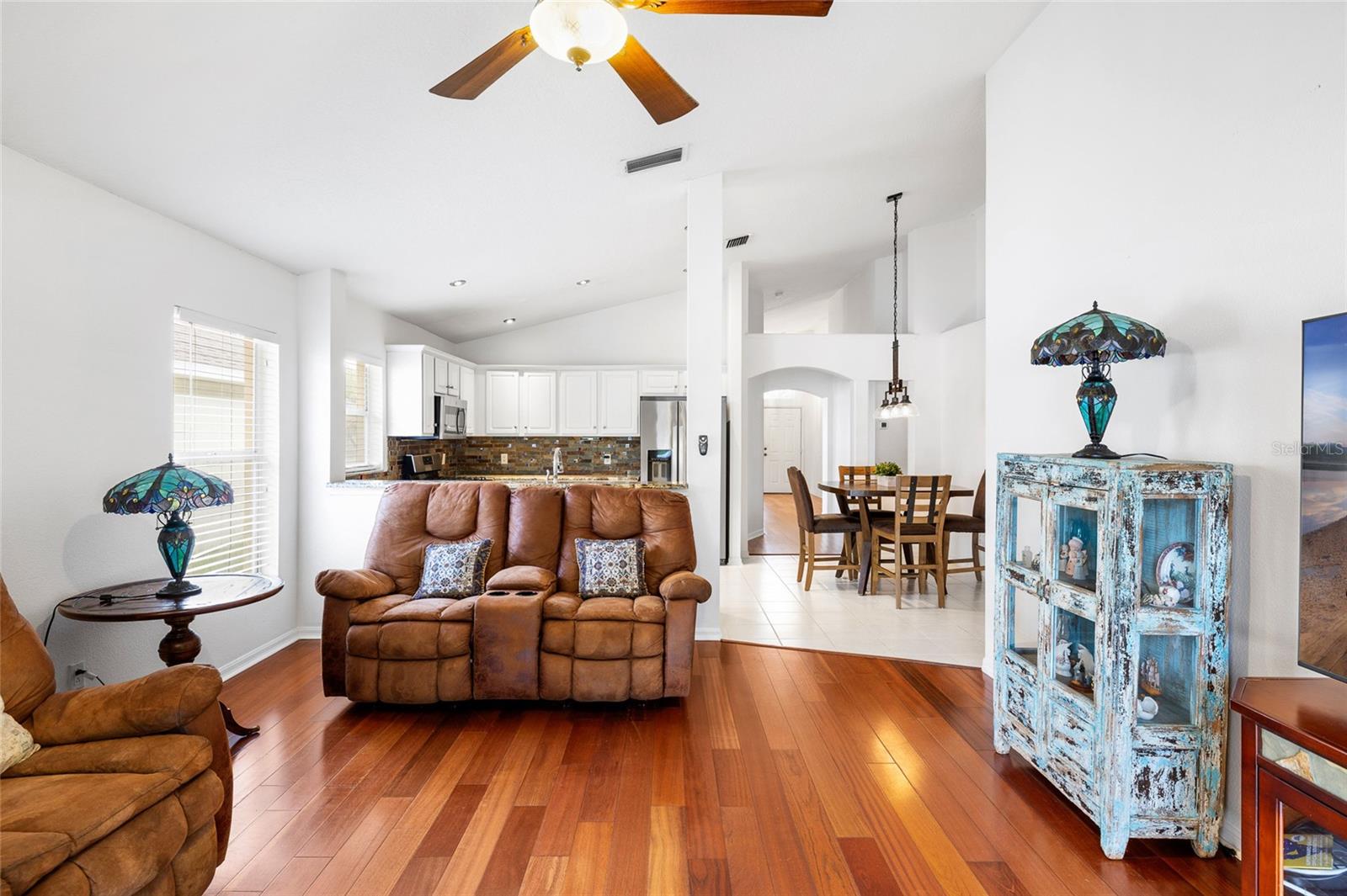 Image 15 of 61 For 16926 Hawkridge Road