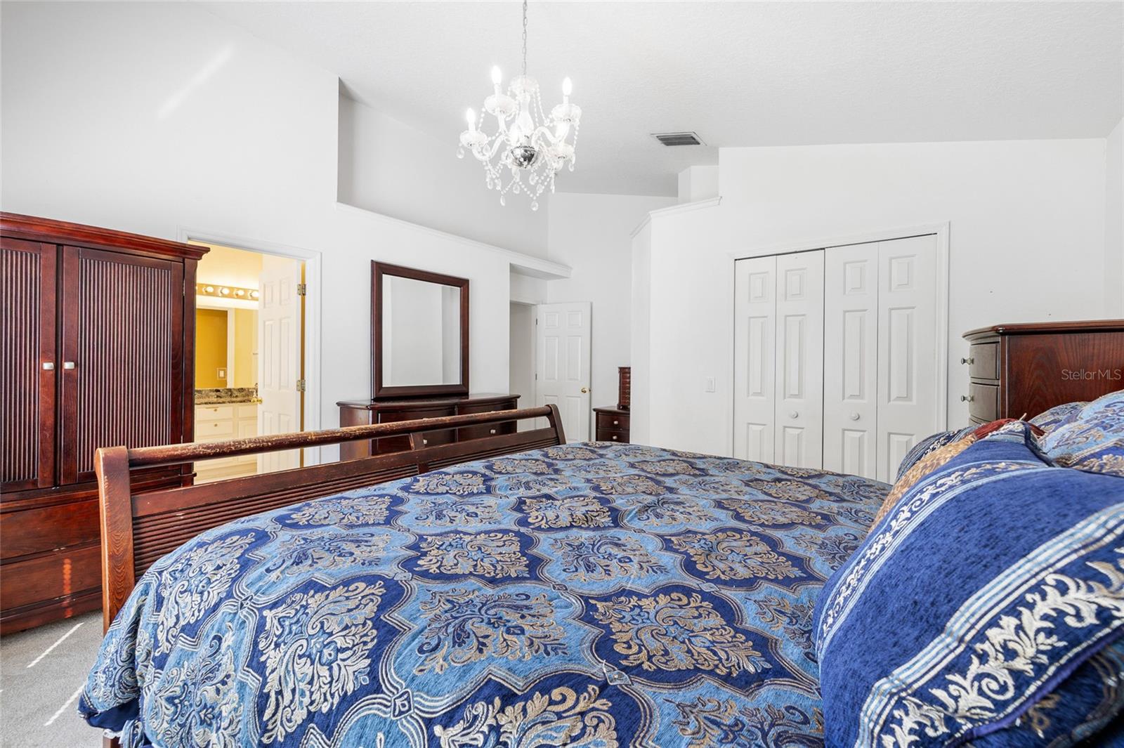 Image 19 of 61 For 16926 Hawkridge Road