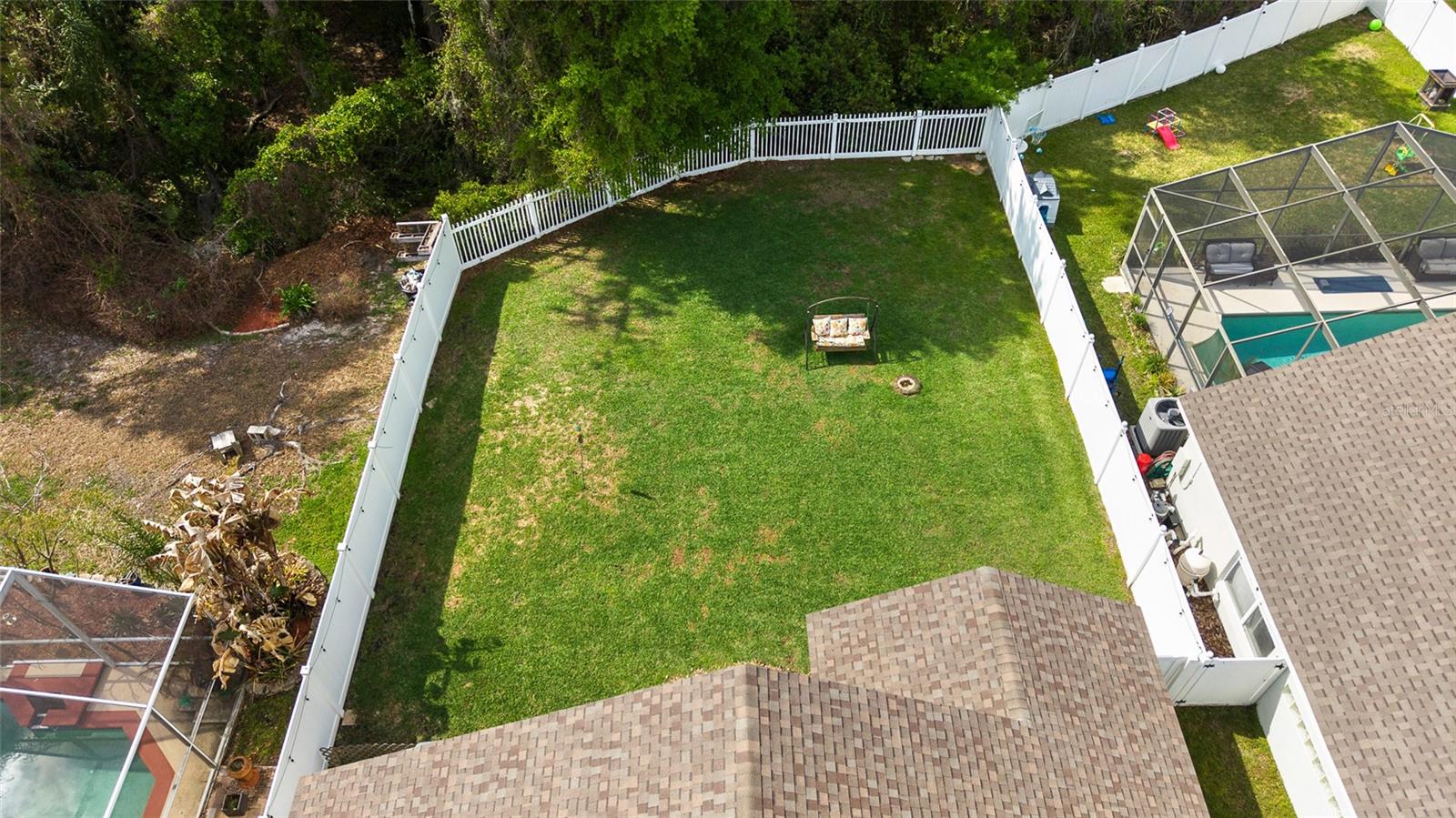 Image 34 of 61 For 16926 Hawkridge Road