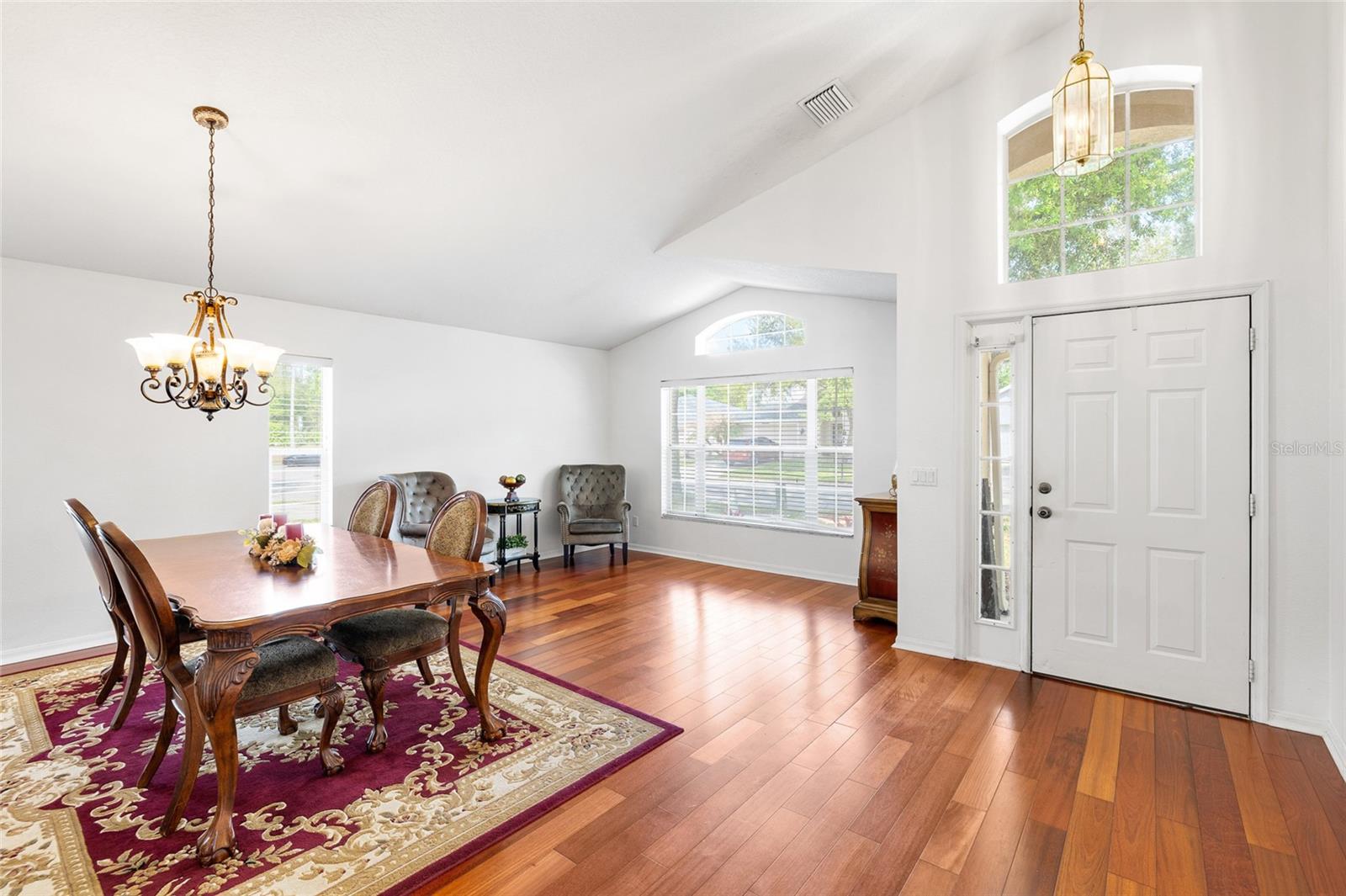 Image 5 of 61 For 16926 Hawkridge Road