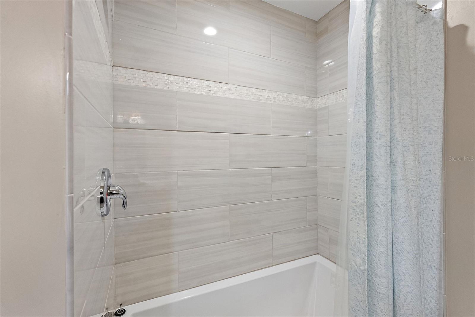 Image 15 of 46 For 5080 Oaklawn Lane