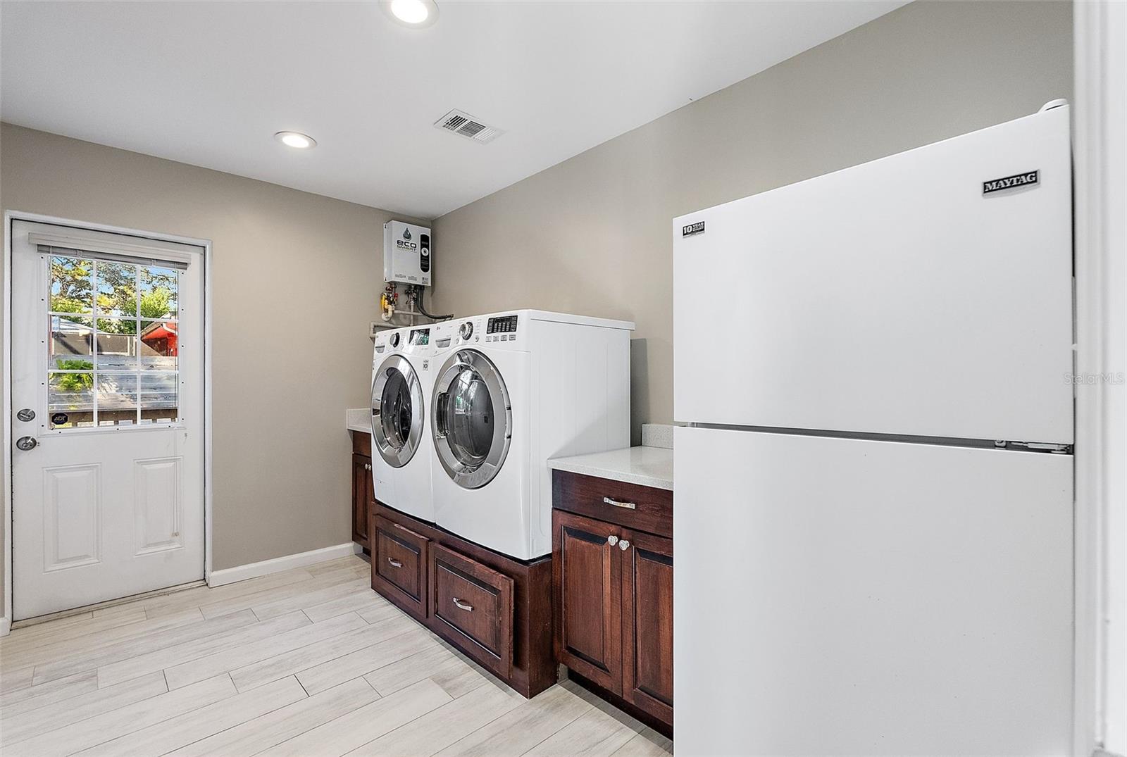 Image 23 of 46 For 5080 Oaklawn Lane
