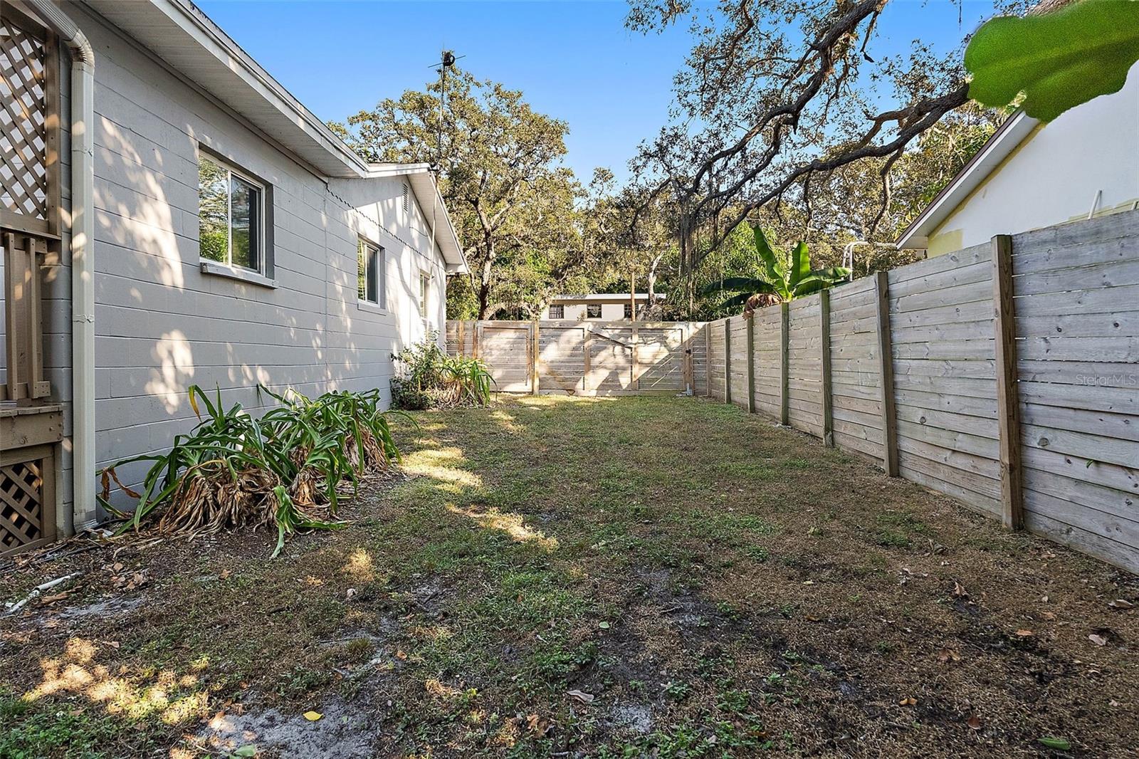 Image 33 of 46 For 5080 Oaklawn Lane