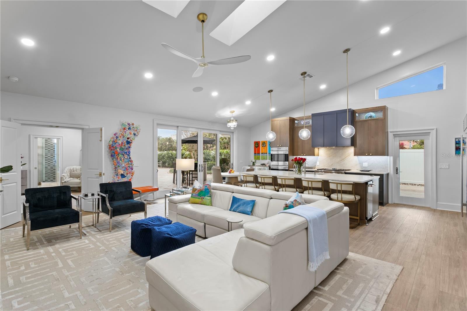 Image 10 of 47 For 111 Estado Way Ne