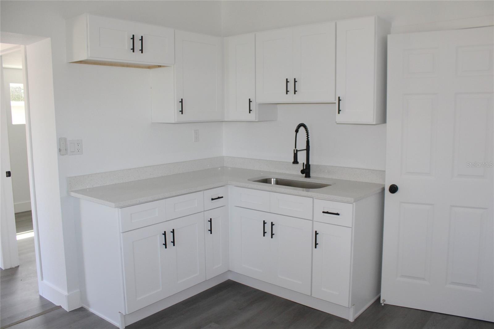 Image 10 of 19 For 2708 Elm Street