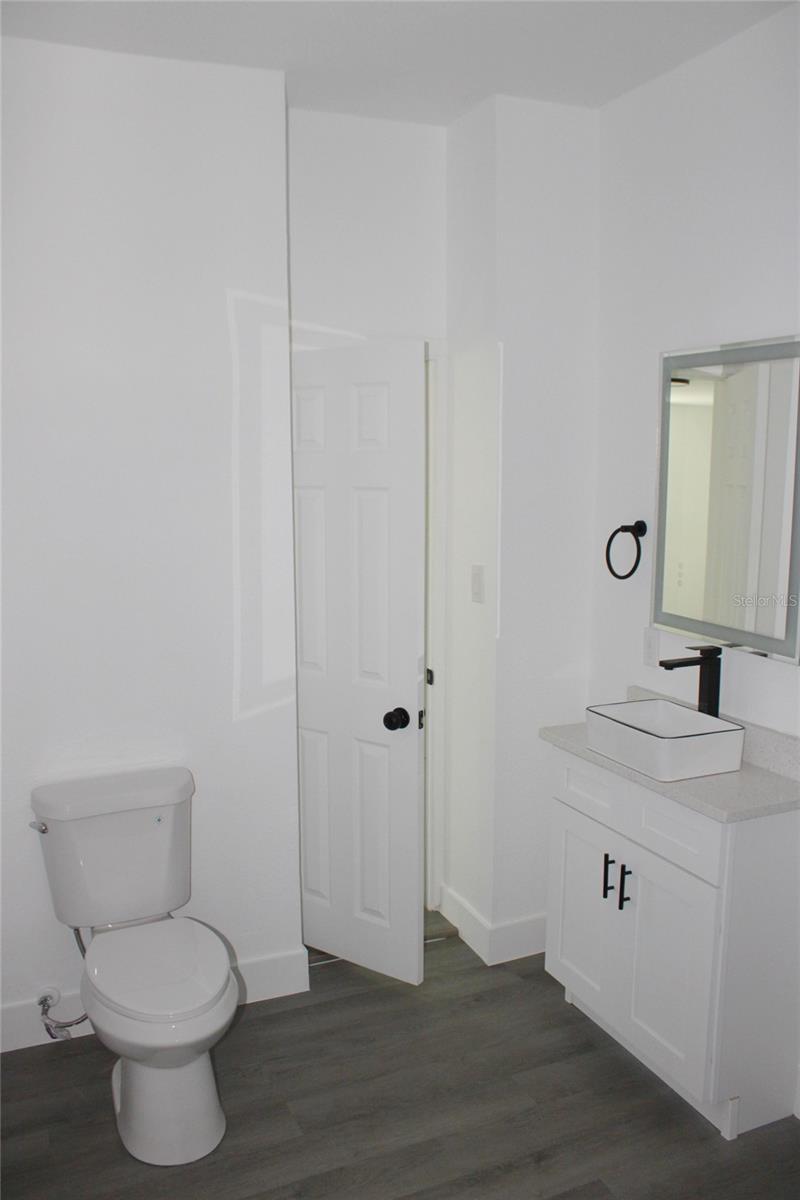 Image 16 of 19 For 2708 Elm Street