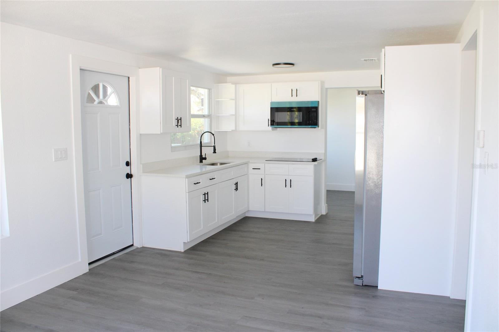 Image 4 of 19 For 2708 Elm Street