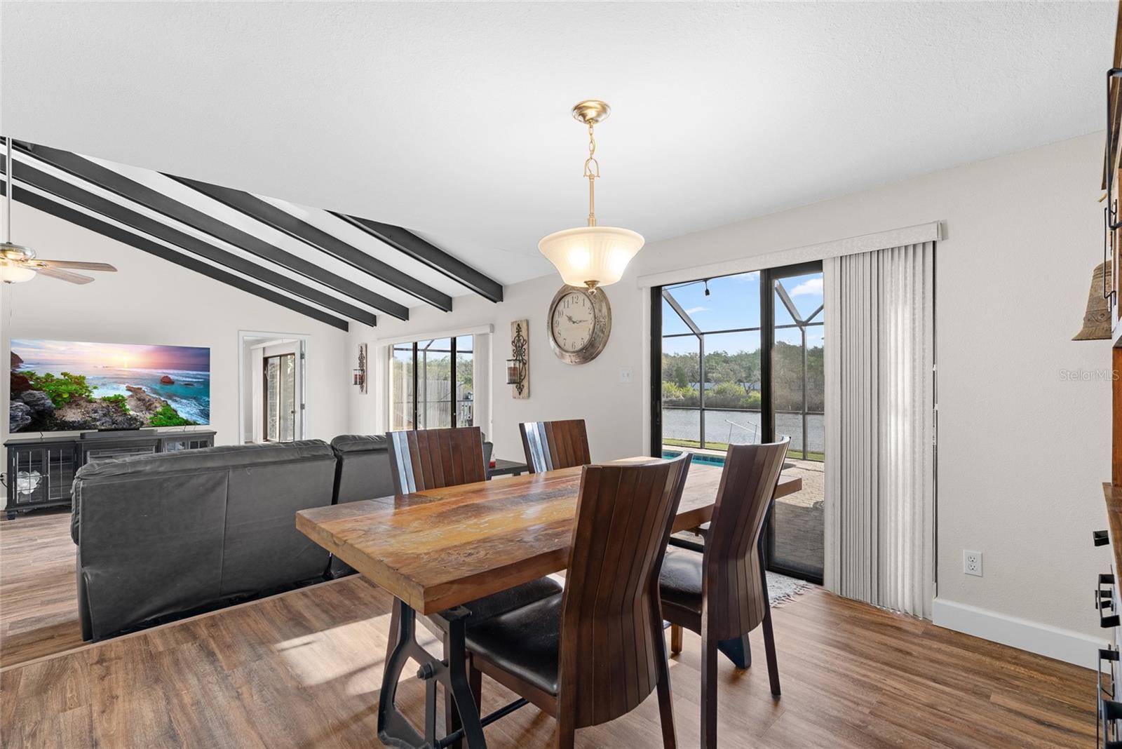 Listing photo id 5 for 1326 Flotilla Drive