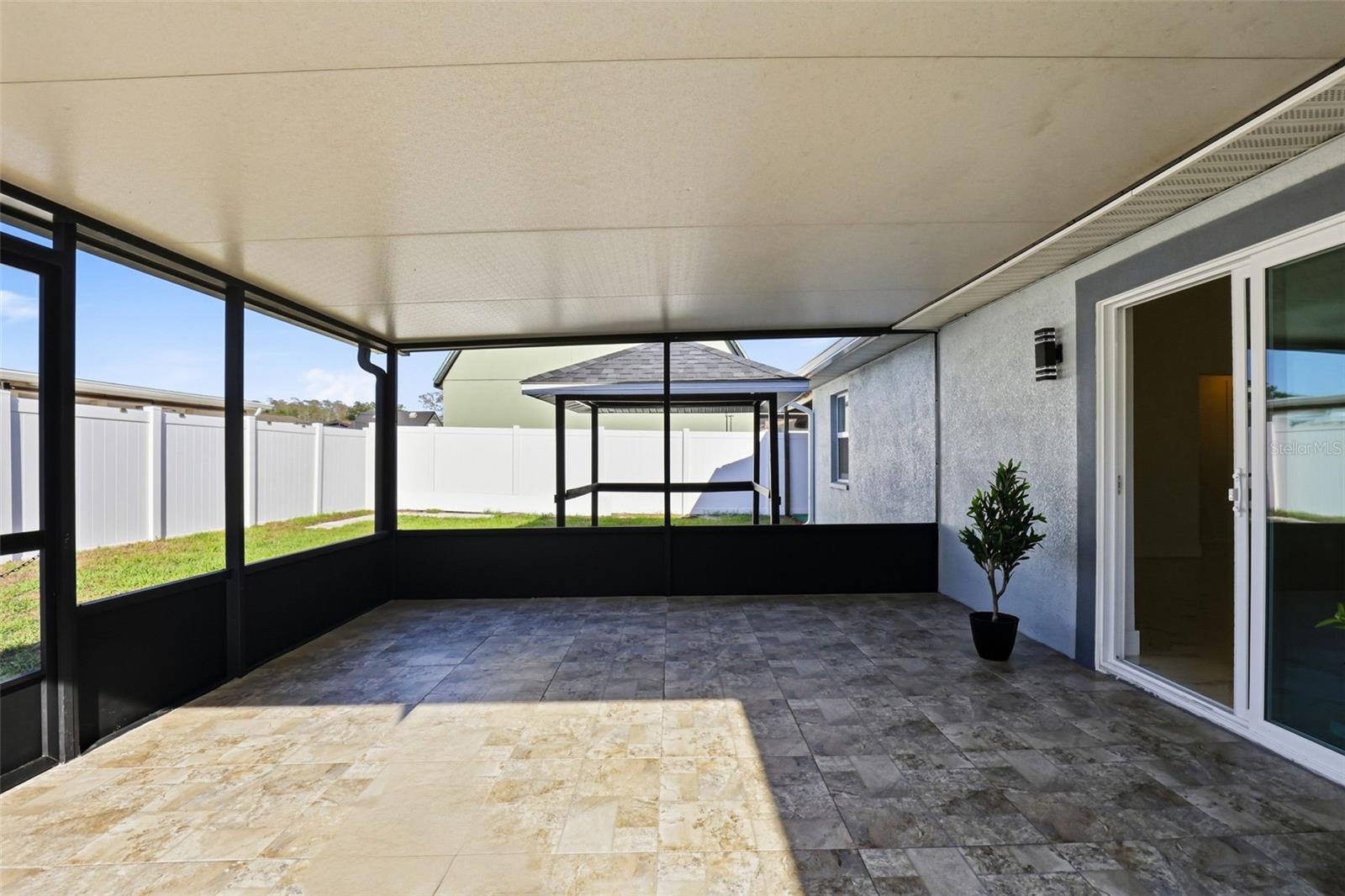 Image 10 of 65 For 10918 Tailfeather Court