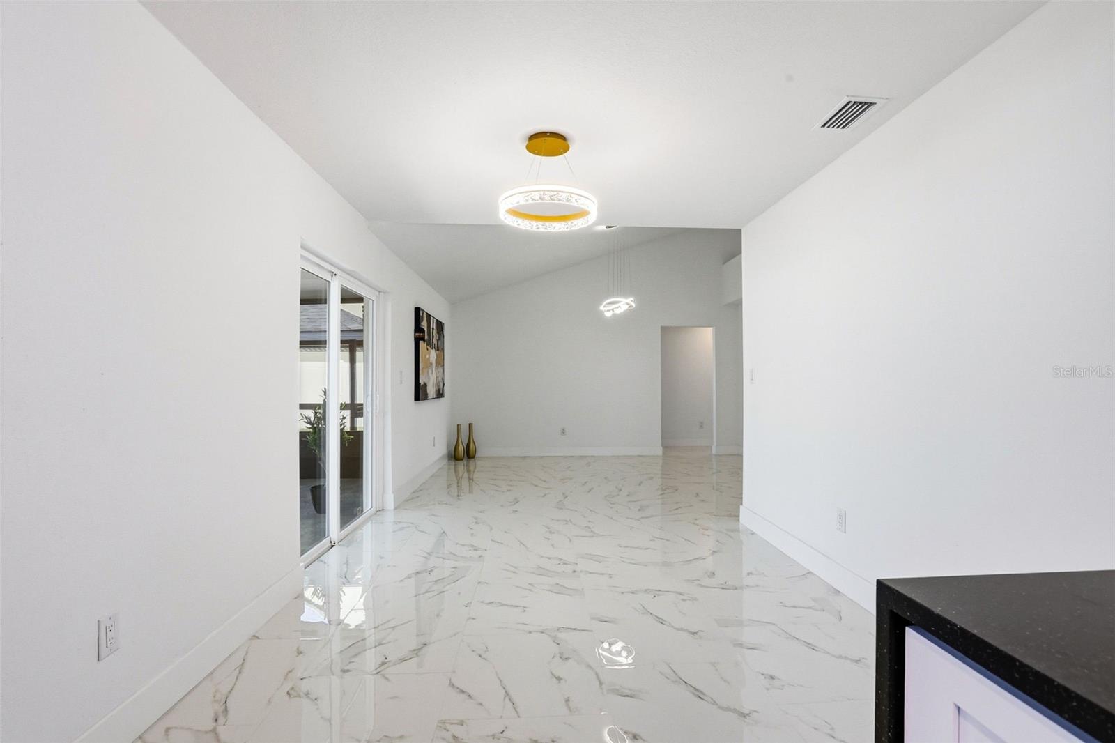 Image 46 of 65 For 10918 Tailfeather Court