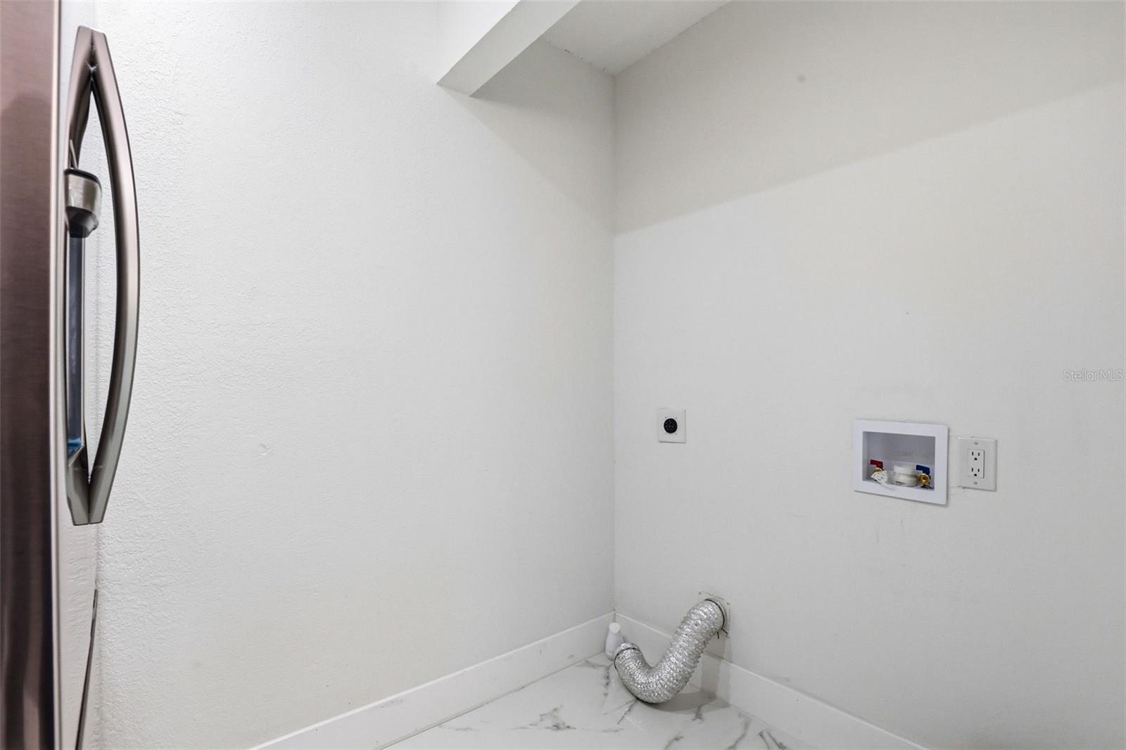 Image 63 of 65 For 10918 Tailfeather Court