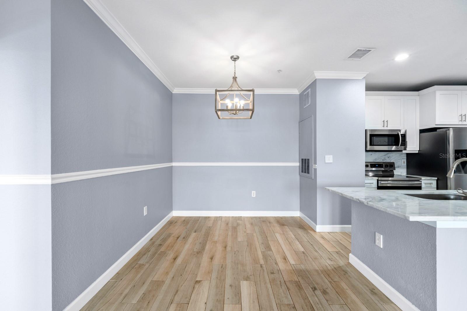 Image 14 of 45 For 5000 Culbreath Key Way 4303