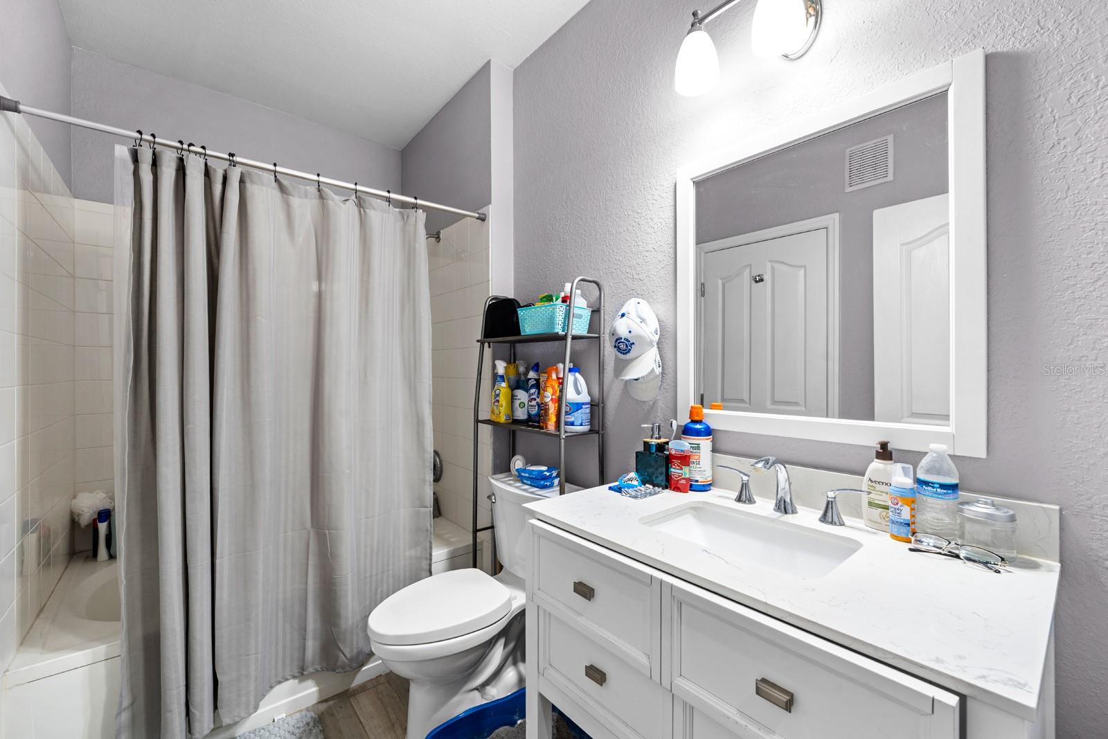 Image 20 of 45 For 5000 Culbreath Key Way 4303