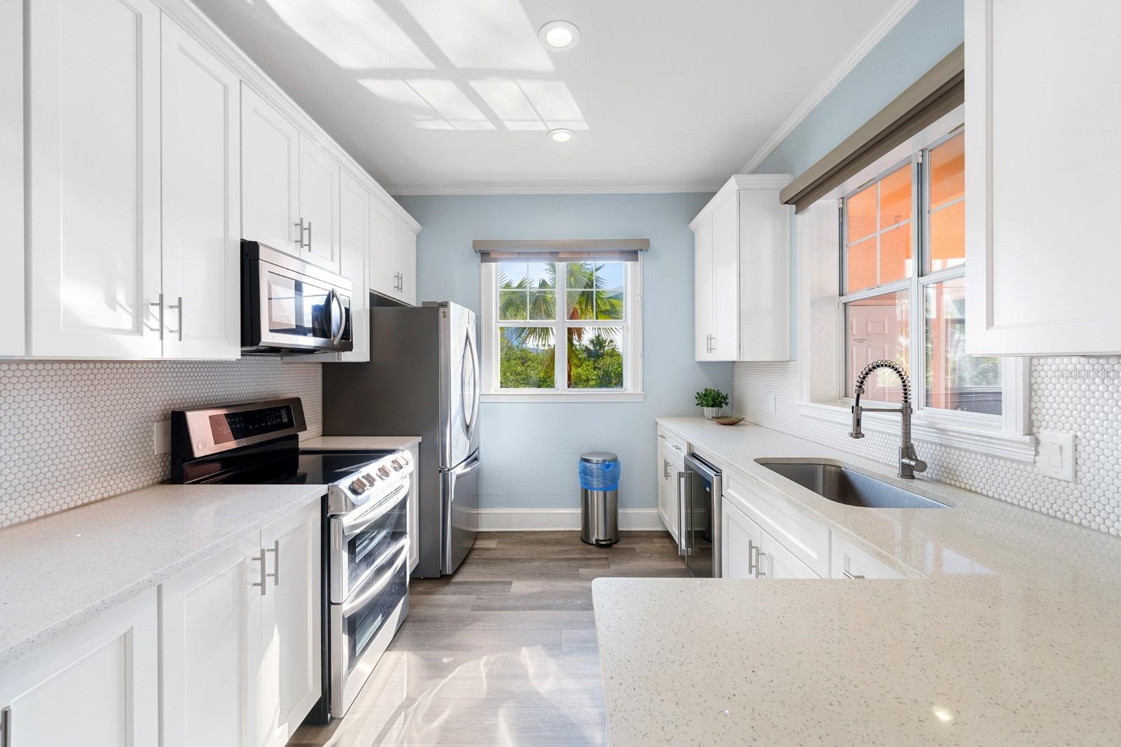 Image 42 of 45 For 5000 Culbreath Key Way 4303