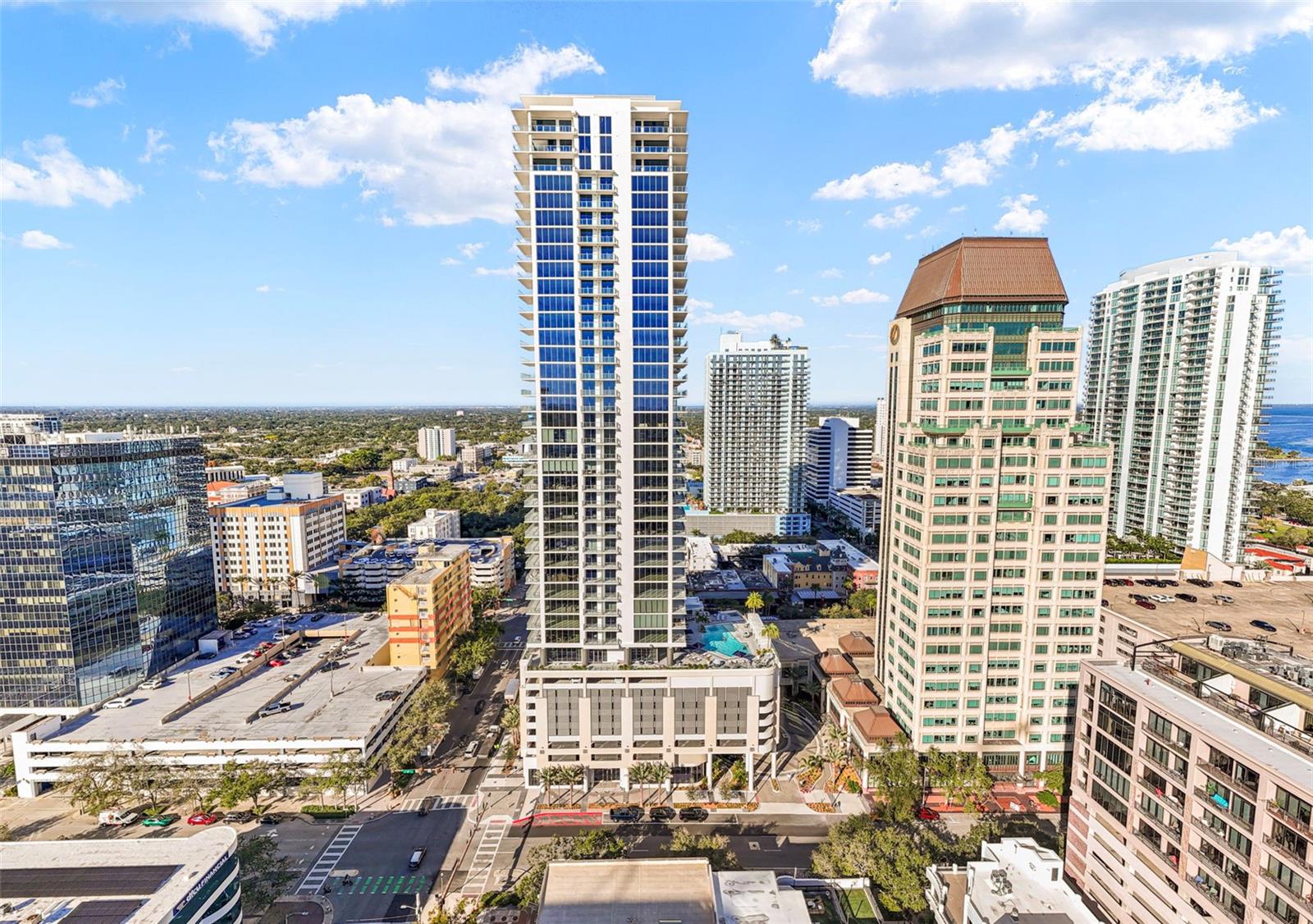 Image 33 of 37 For 275 1st Avenue 3507