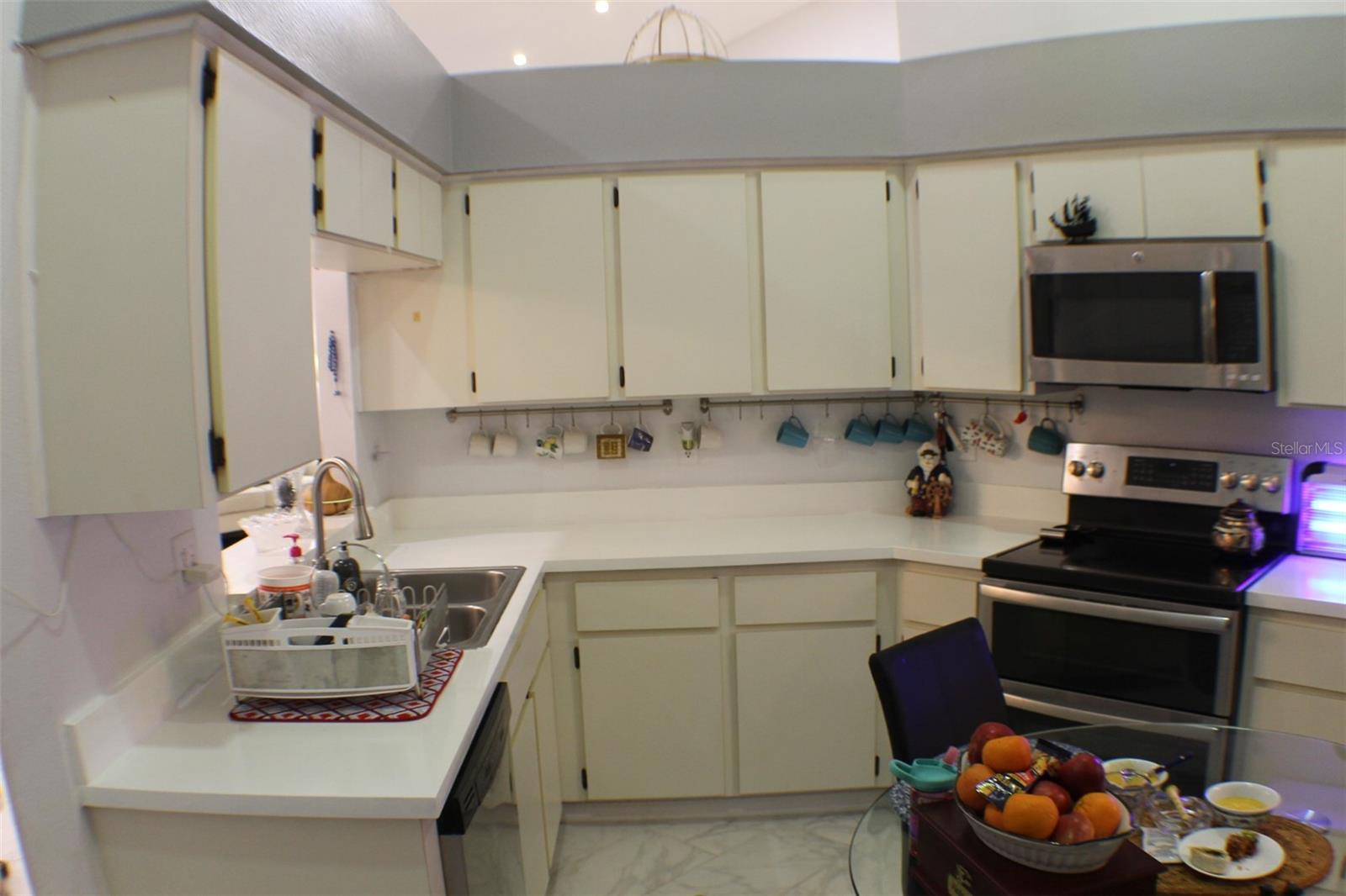 Image 8 of 38 For 1723 Bell Ranch Street