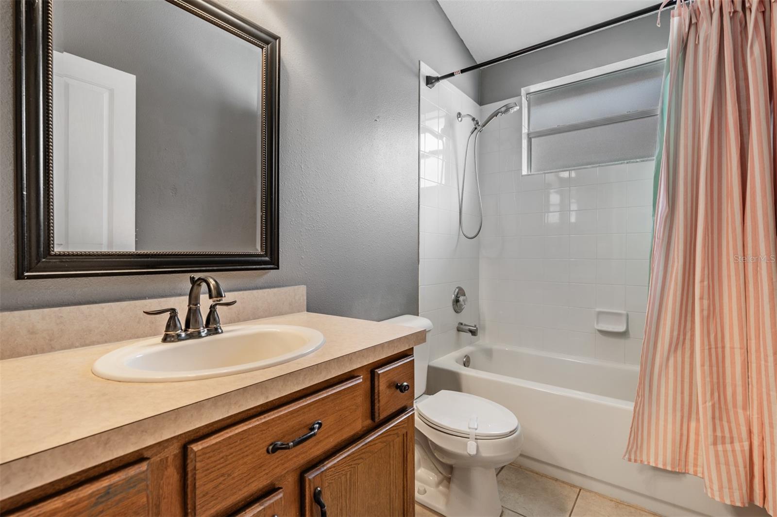 Listing photo id 15 for 2634 Palesta Drive