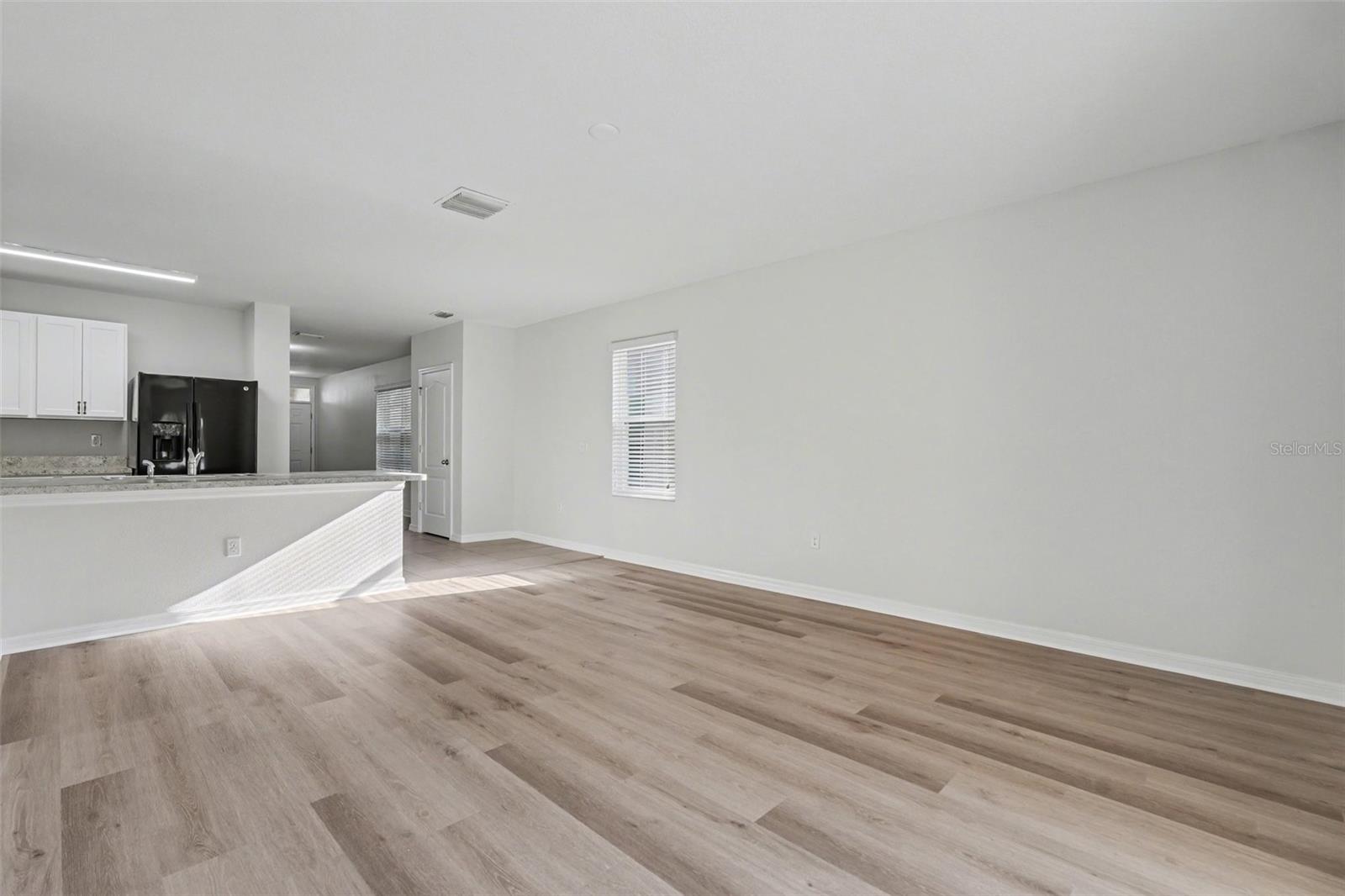 Image 16 of 33 For 10125 Hawk Storm Avenue