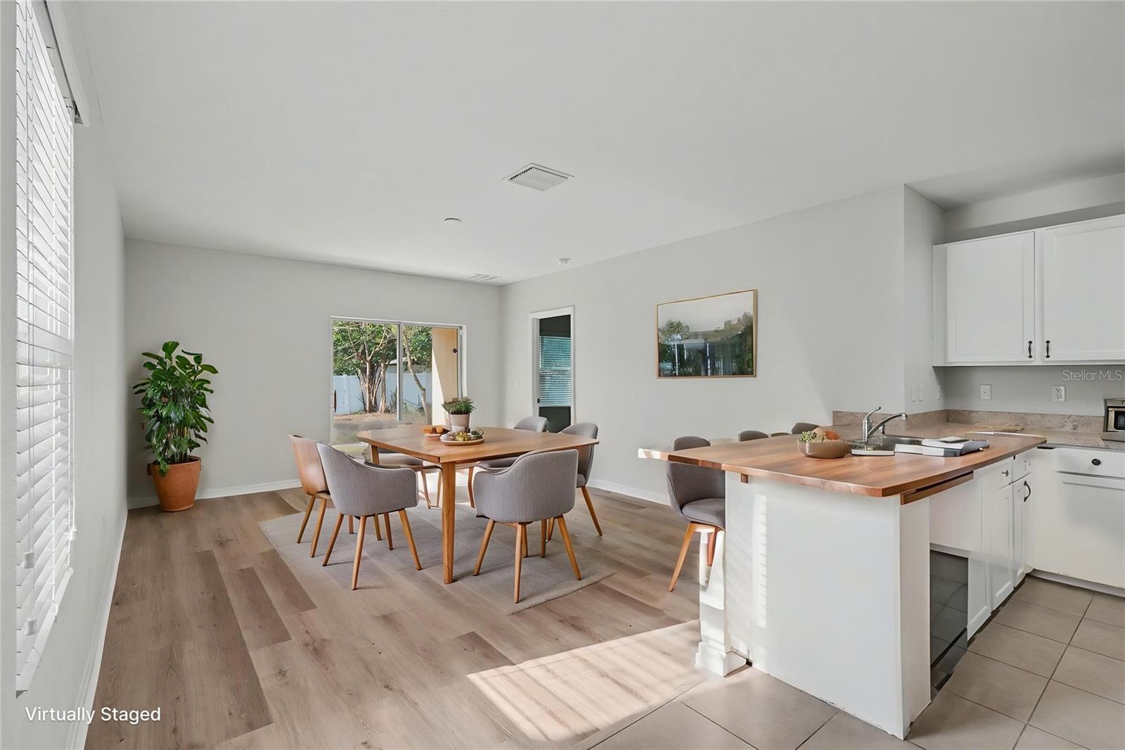 Image 9 of 33 For 10125 Hawk Storm Avenue