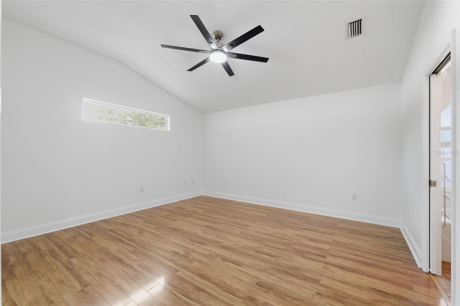 Image 15 of 32 For 4527 Clarkwood Court