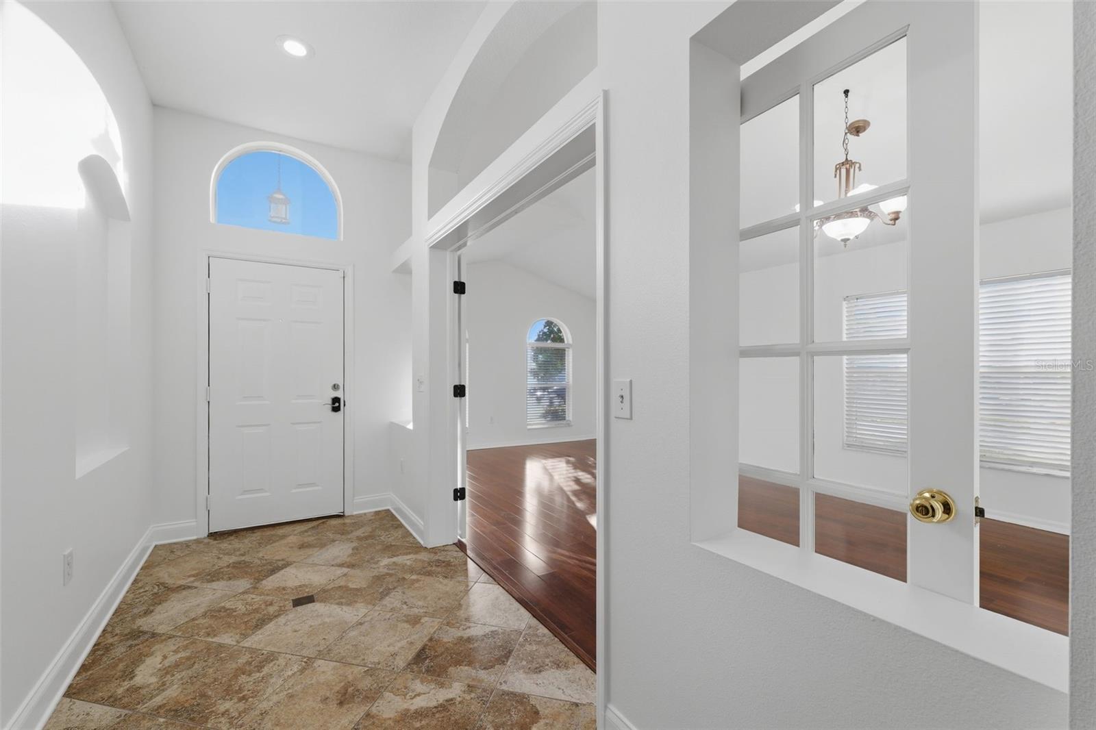 Image 4 of 32 For 4527 Clarkwood Court