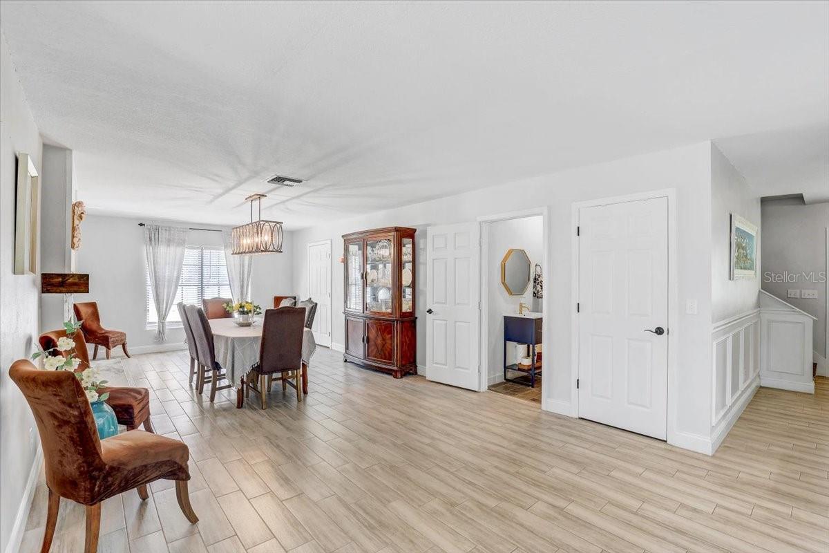 Image 12 of 63 For 4710 Stearns Road