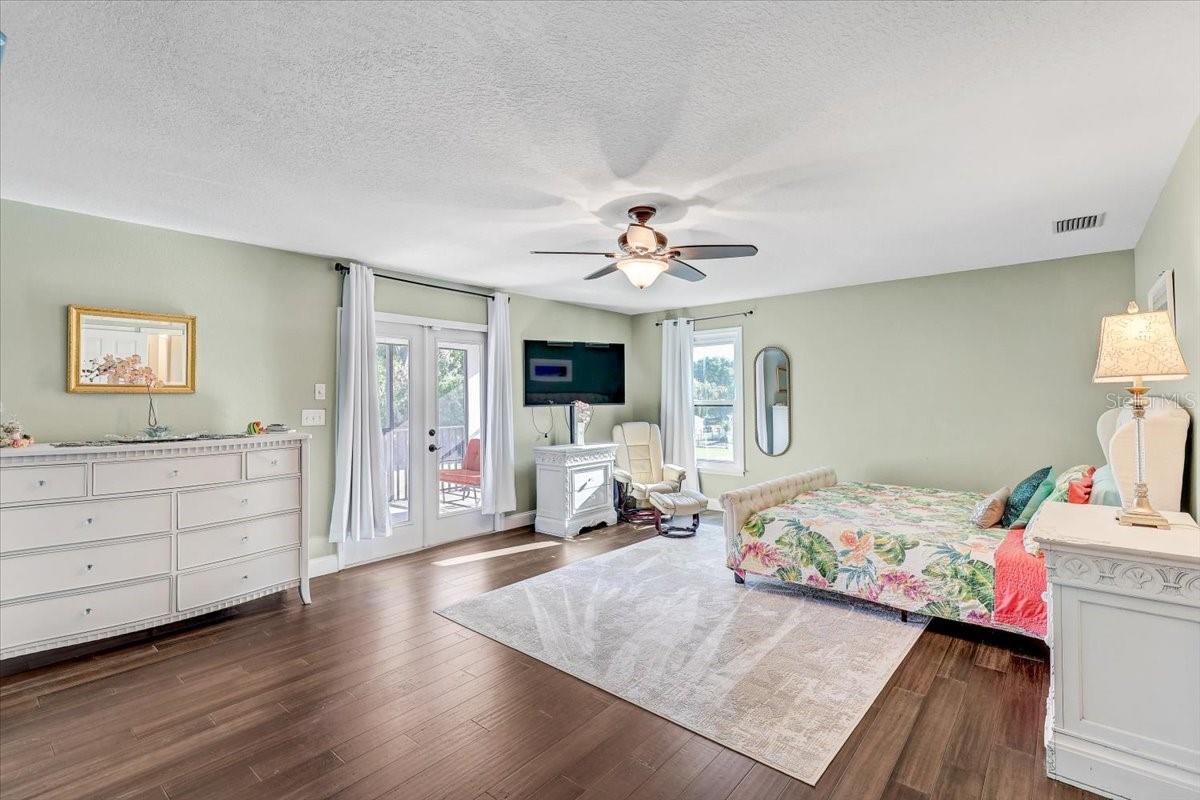 Image 30 of 63 For 4710 Stearns Road