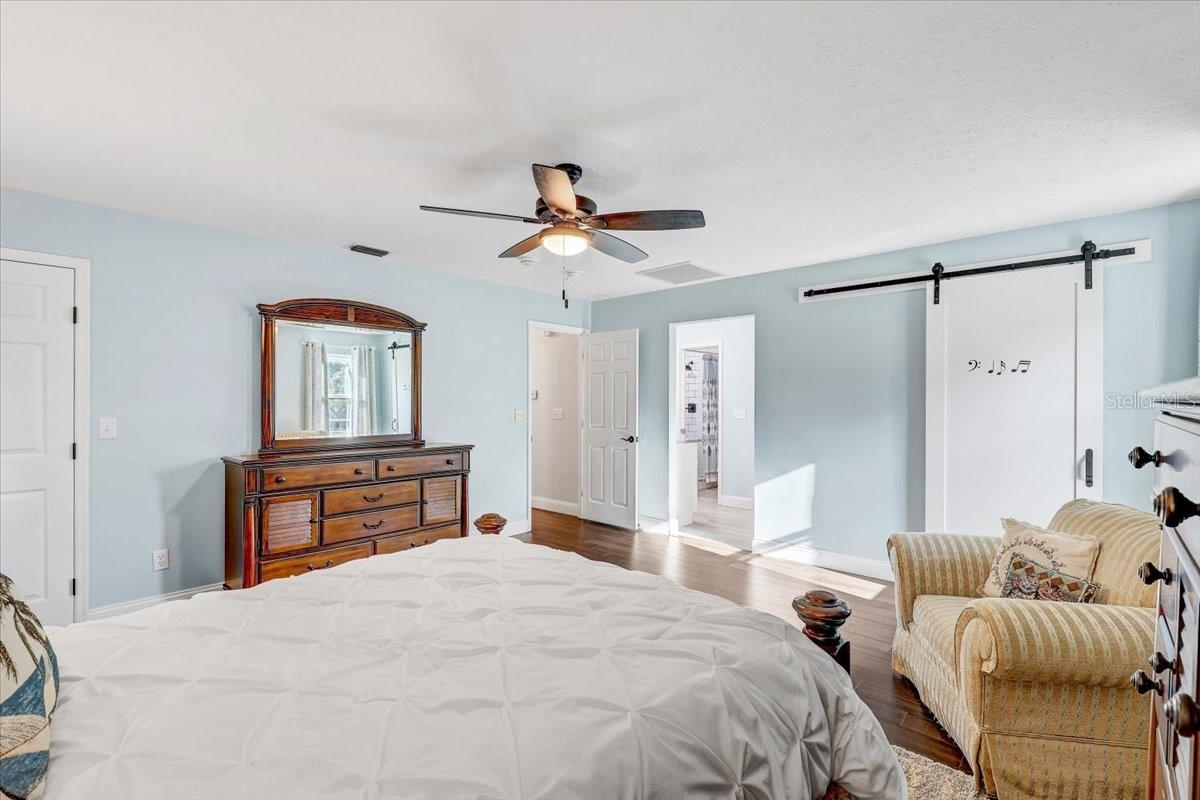 Image 43 of 63 For 4710 Stearns Road