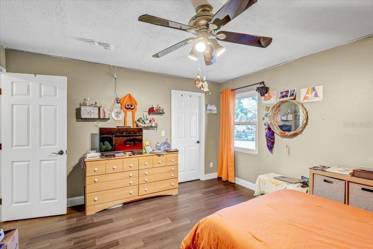 Image 49 of 63 For 4710 Stearns Road