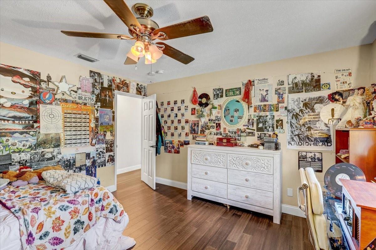 Image 51 of 63 For 4710 Stearns Road