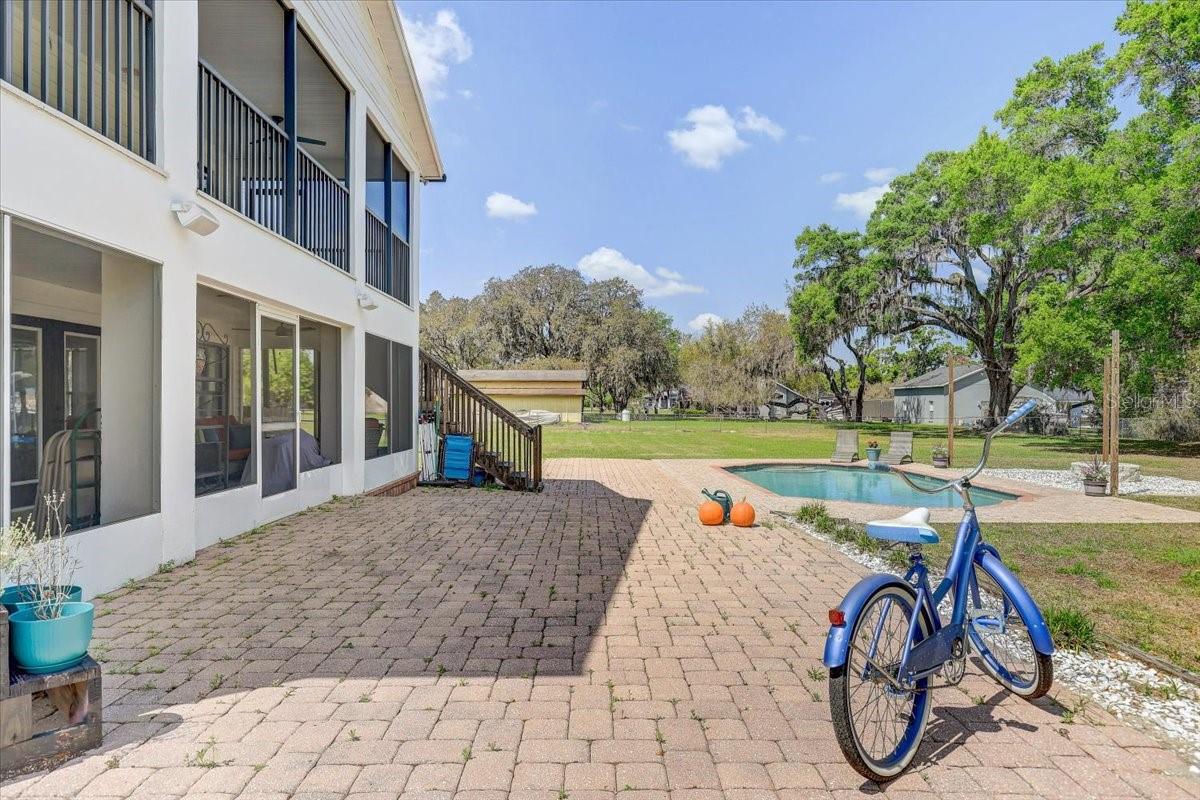 Image 54 of 63 For 4710 Stearns Road