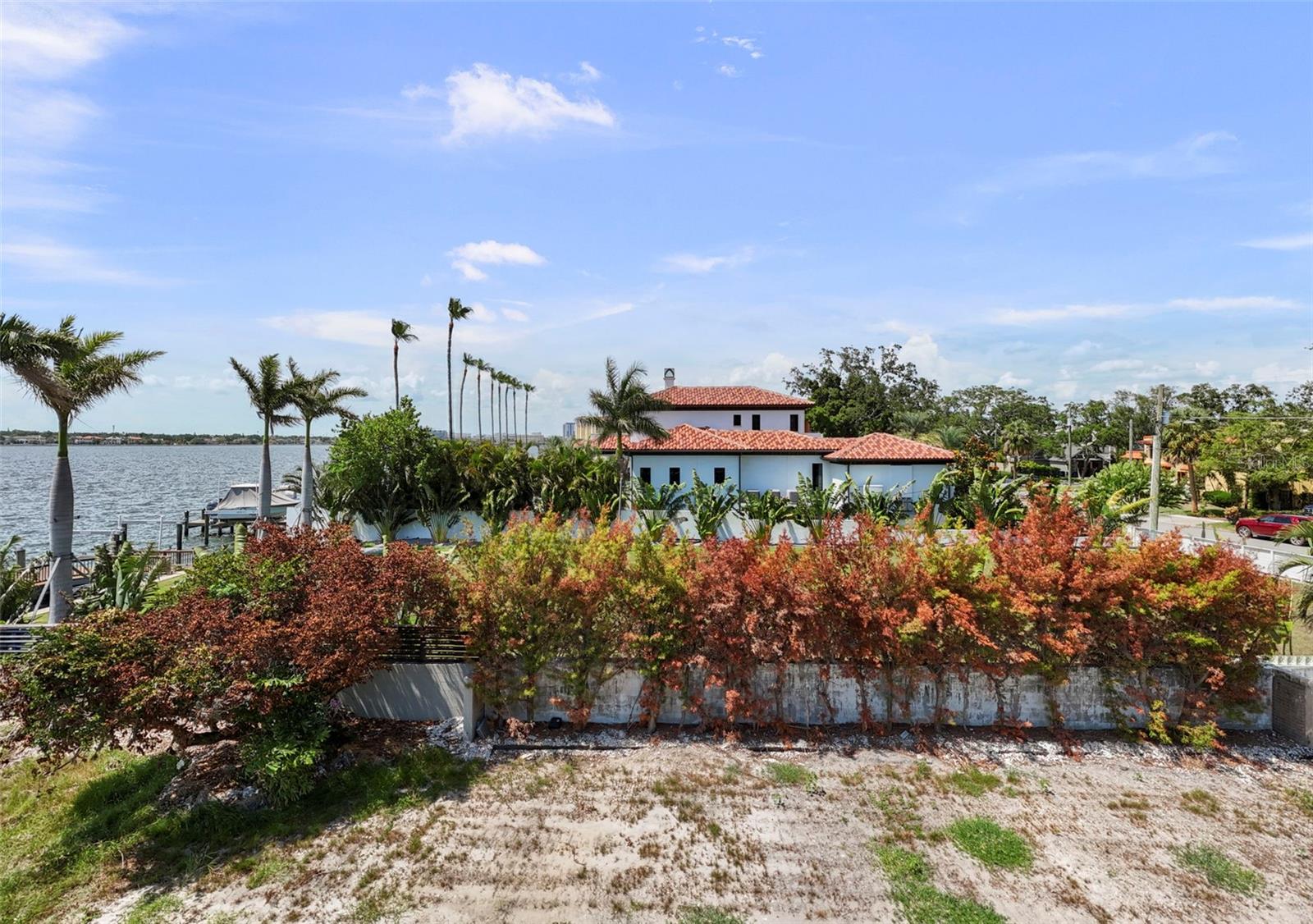 Image 44 of 47 For 214 Blanca Avenue