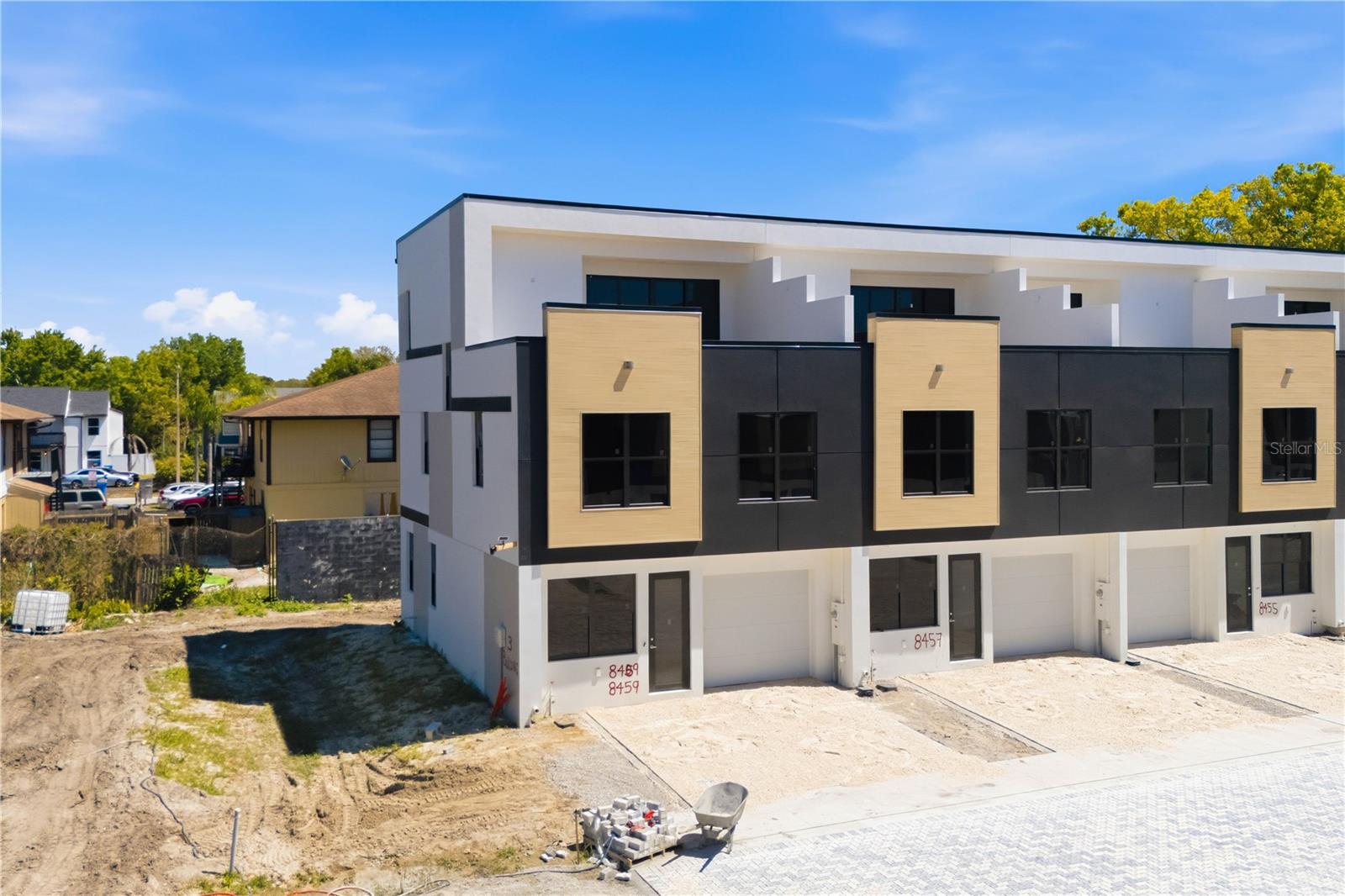 Listing photo id 0 for 8459 Modano Place