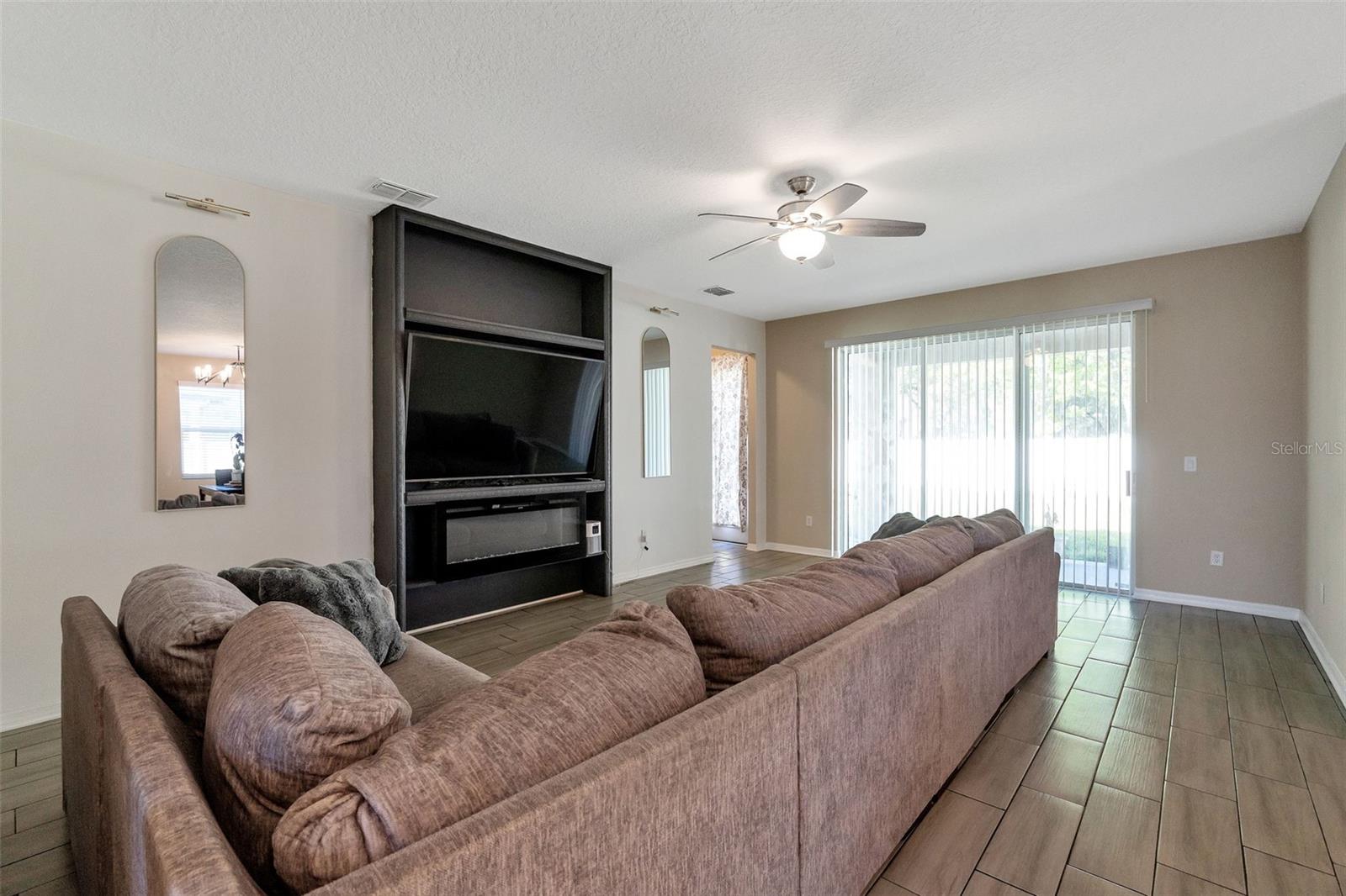 Image 16 of 41 For 30068 Skylark Drive