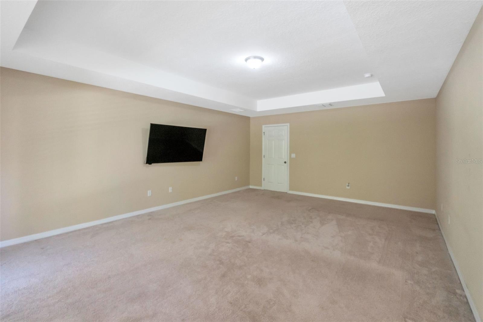 Image 23 of 41 For 30068 Skylark Drive