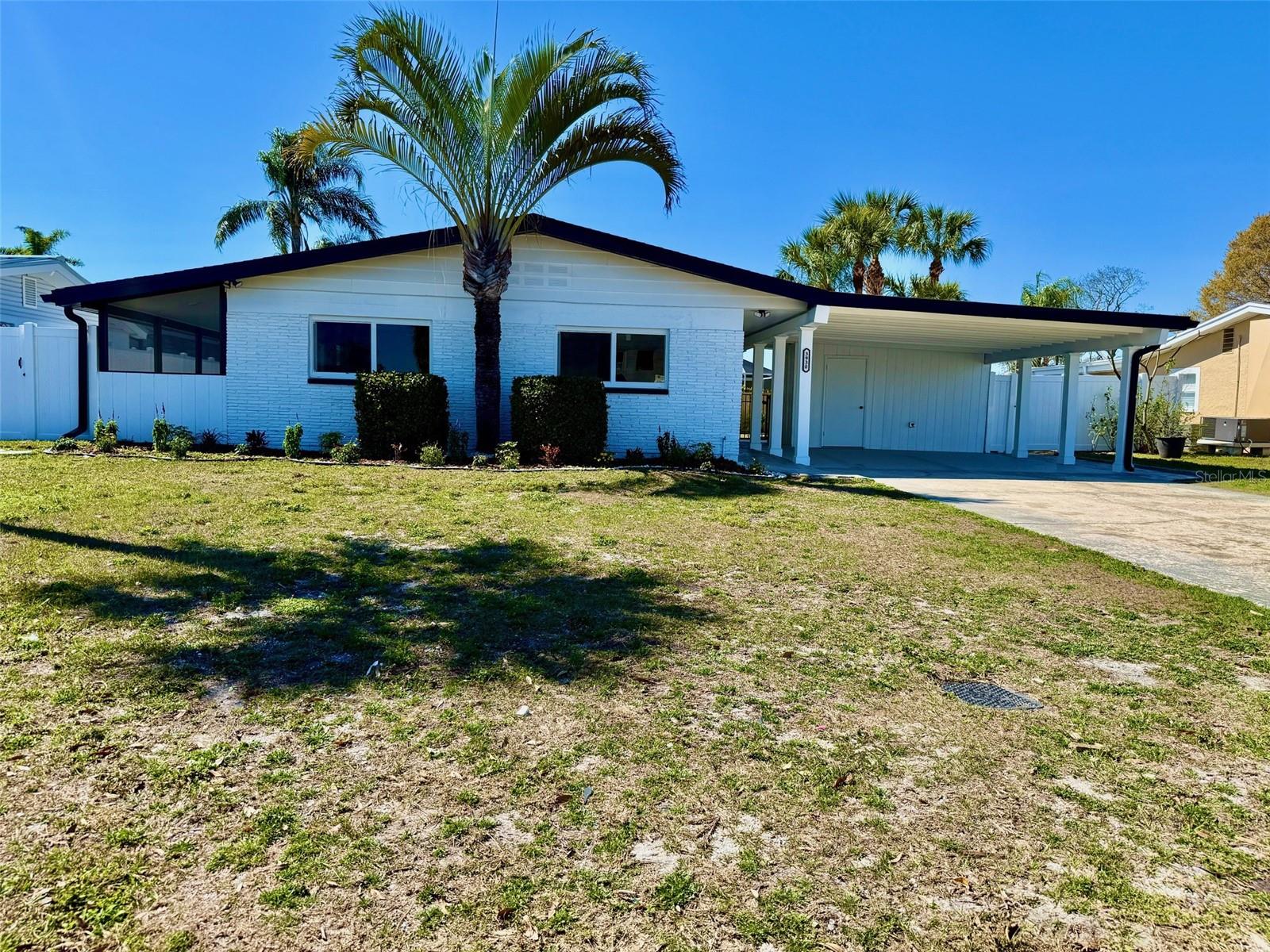 Image 2 of 34 For 3930 Eden Roc Circle