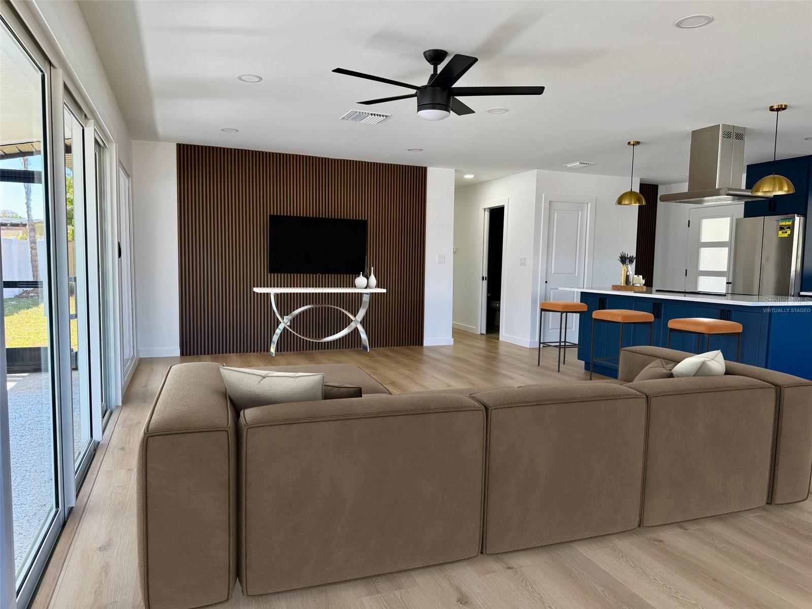 Image 9 of 34 For 3930 Eden Roc Circle