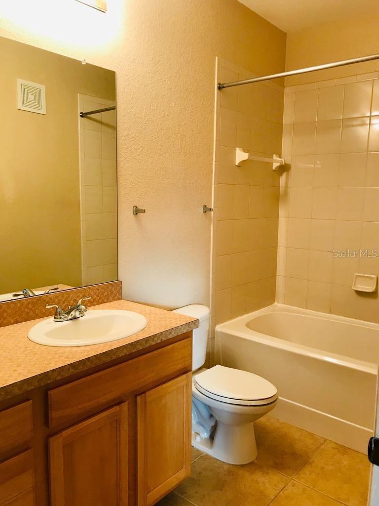 Image 11 of 15 For 2406 Courtney Meadows Court 302