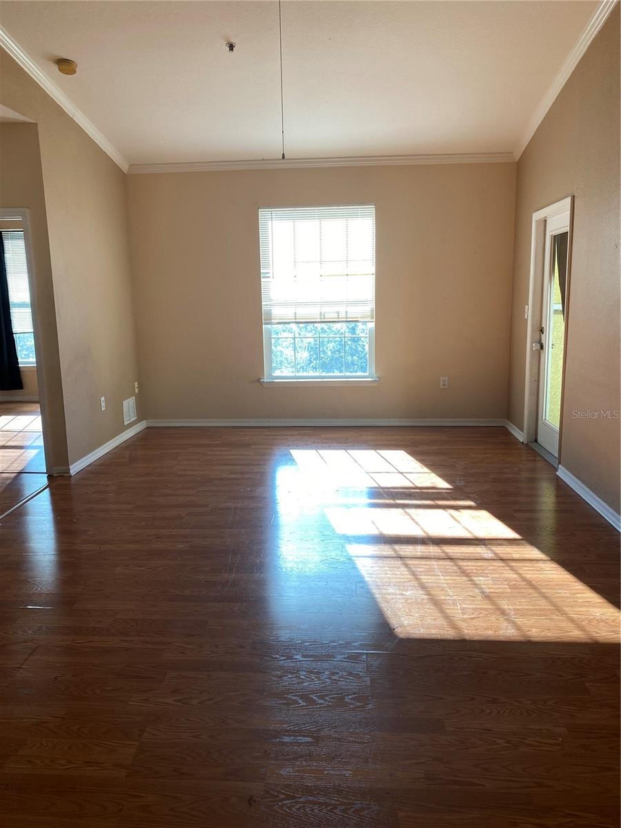 Image 9 of 15 For 2406 Courtney Meadows Court 302