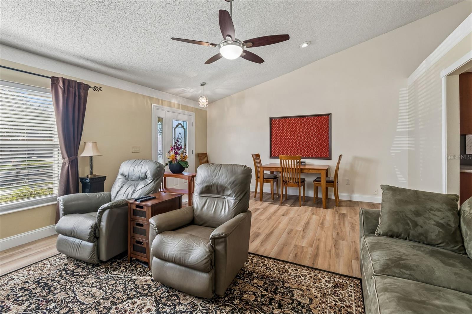 Image 12 of 61 For 11029 Streamside Drive