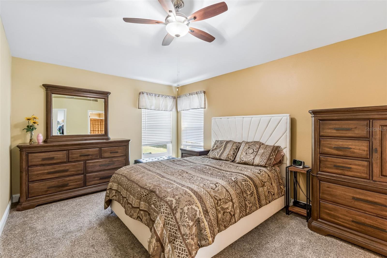 Image 23 of 61 For 11029 Streamside Drive