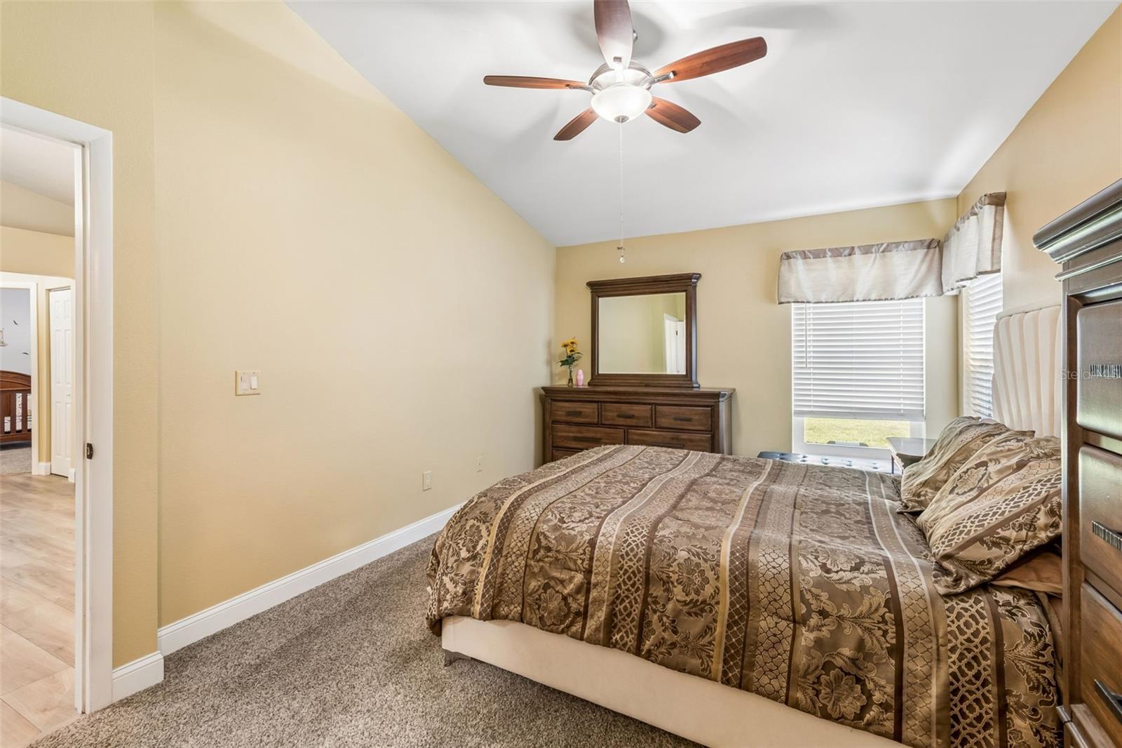 Image 25 of 61 For 11029 Streamside Drive